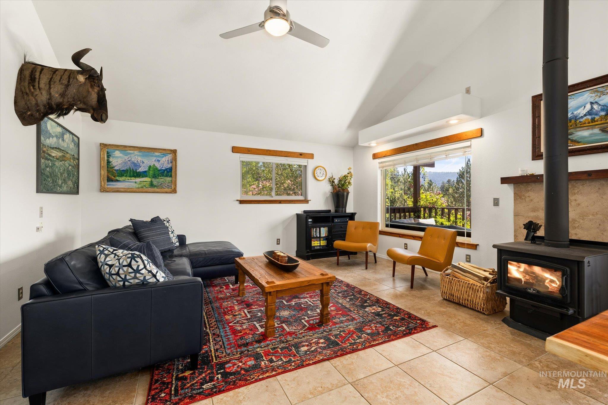 646 Packer John, Garden Valley, Idaho 83622, 2 Bedrooms, 1 Bathroom, Residential For Sale, Price $489,900, 98988552