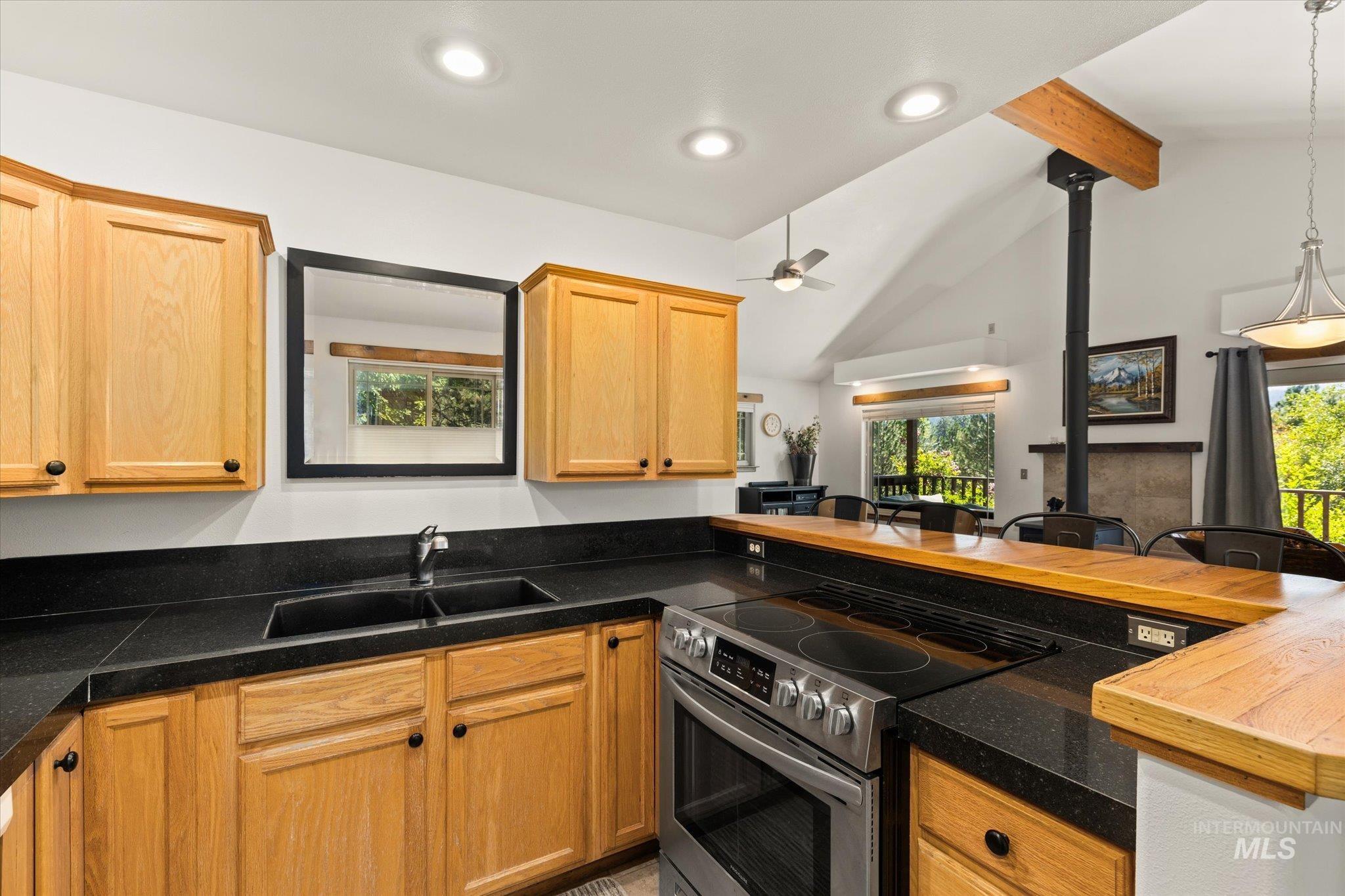 646 Packer John, Garden Valley, Idaho 83622, 2 Bedrooms, 1 Bathroom, Residential For Sale, Price $489,900, 98988552