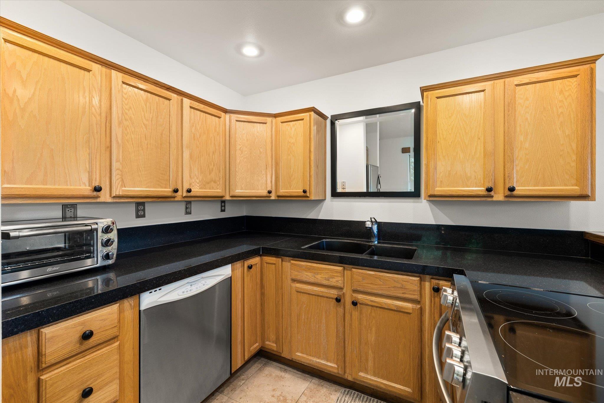 646 Packer John, Garden Valley, Idaho 83622, 2 Bedrooms, 1 Bathroom, Residential For Sale, Price $489,900, 98988552