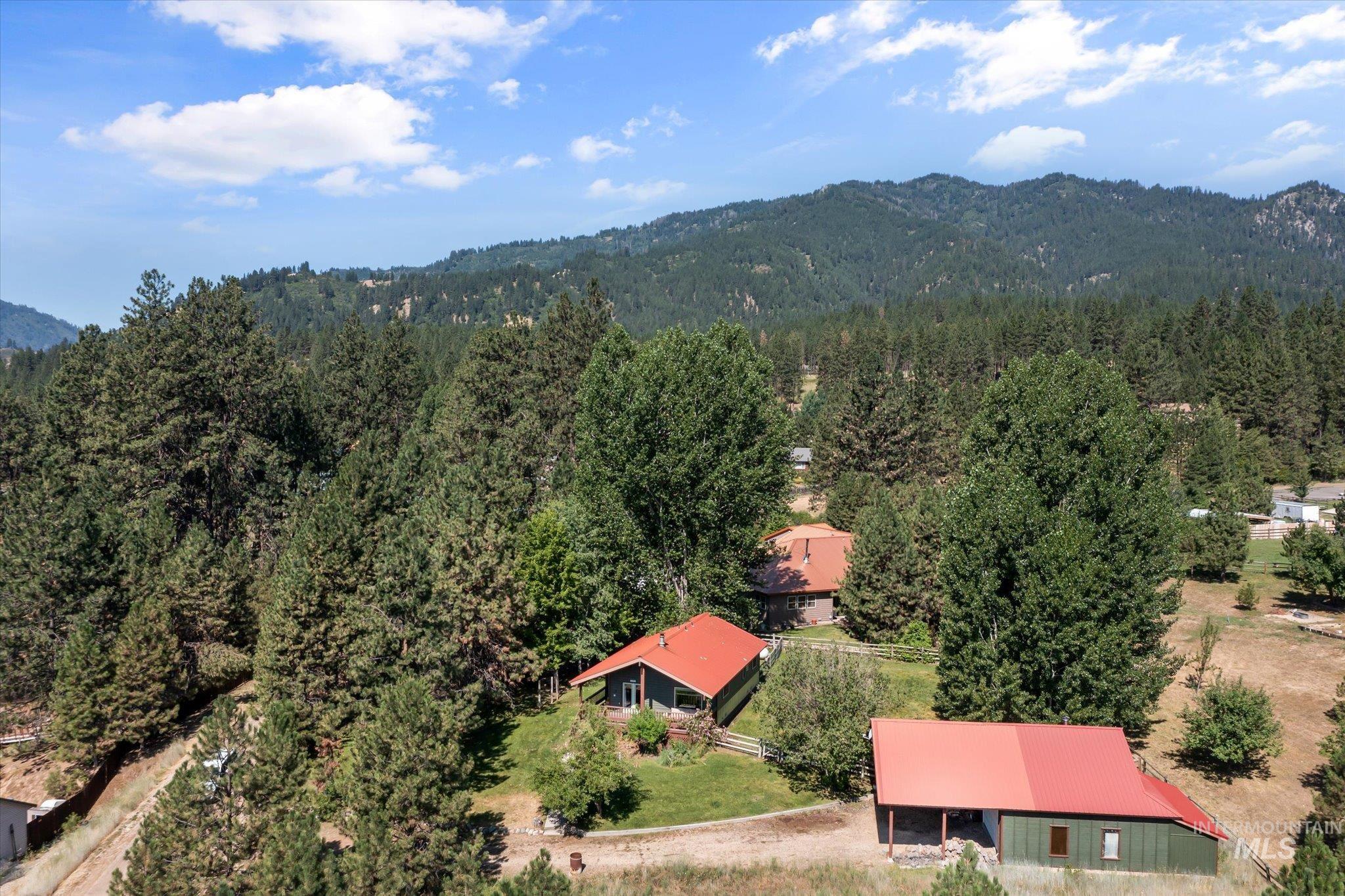 646 Packer John, Garden Valley, Idaho 83622, 2 Bedrooms, 1 Bathroom, Residential For Sale, Price $489,900, 98988552