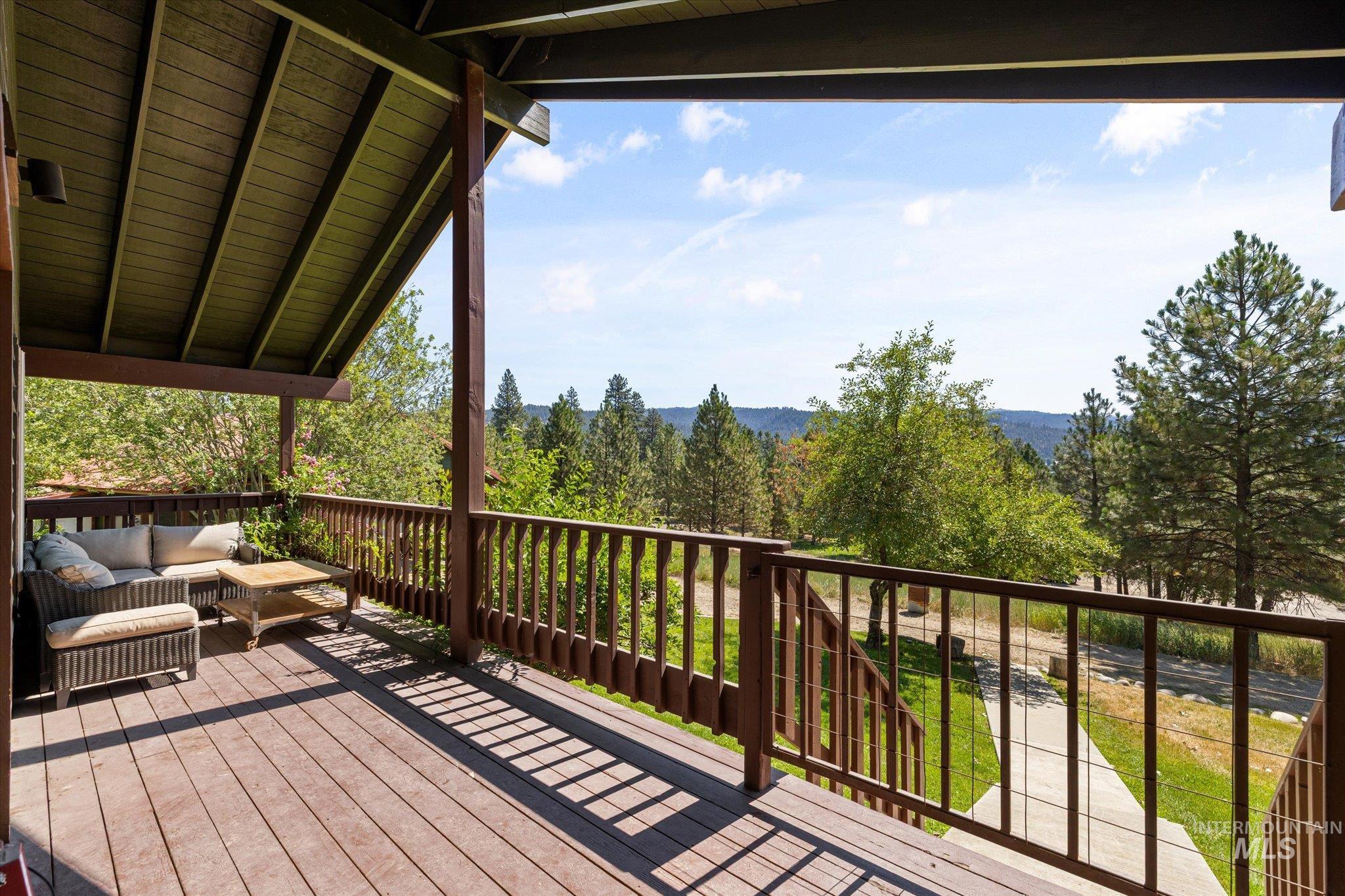 646 Packer John, Garden Valley, Idaho 83622, 2 Bedrooms, 1 Bathroom, Residential For Sale, Price $489,900, 98988552