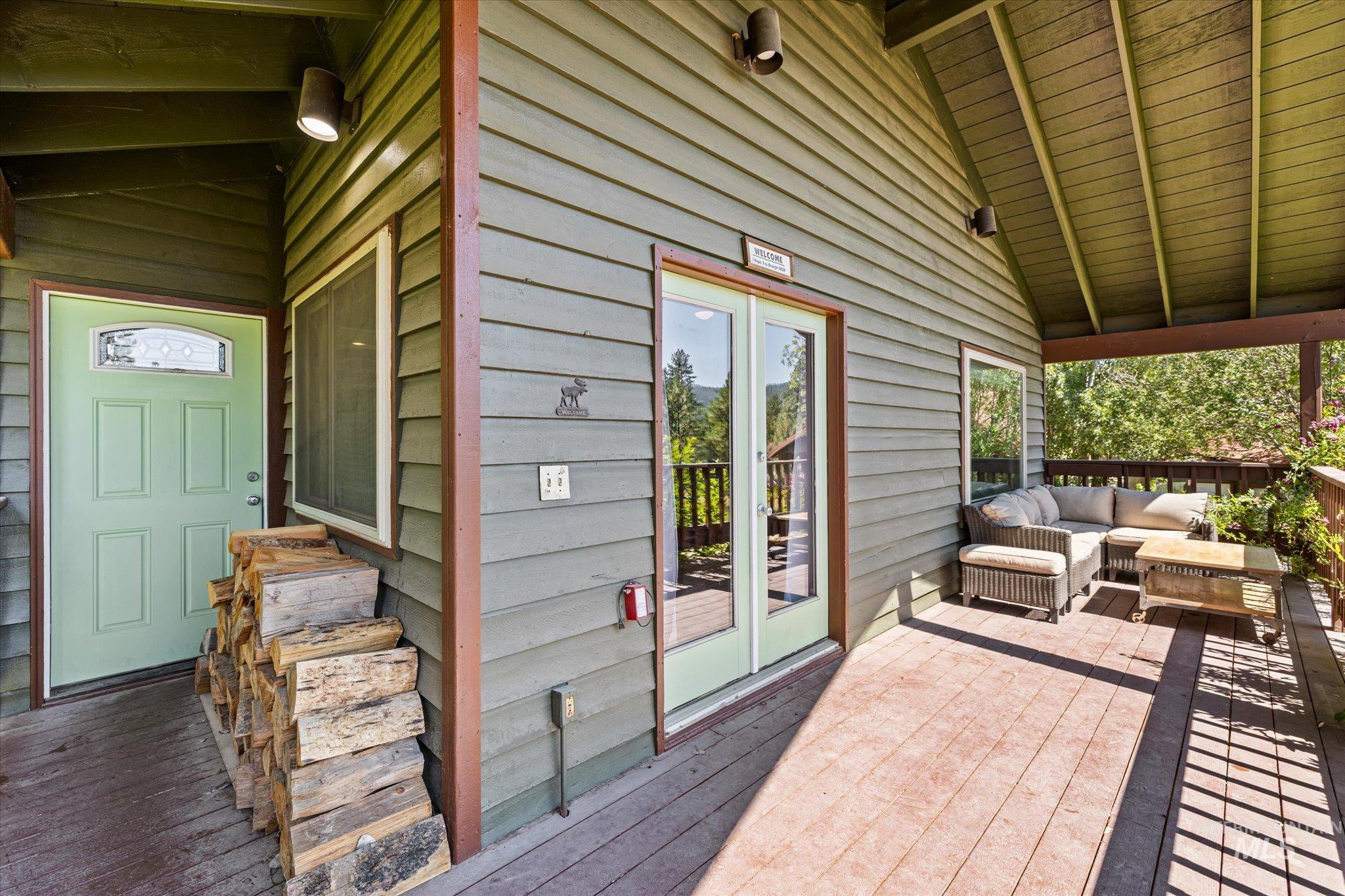 646 Packer John, Garden Valley, Idaho 83622, 2 Bedrooms, 1 Bathroom, Residential For Sale, Price $489,900, 98988552