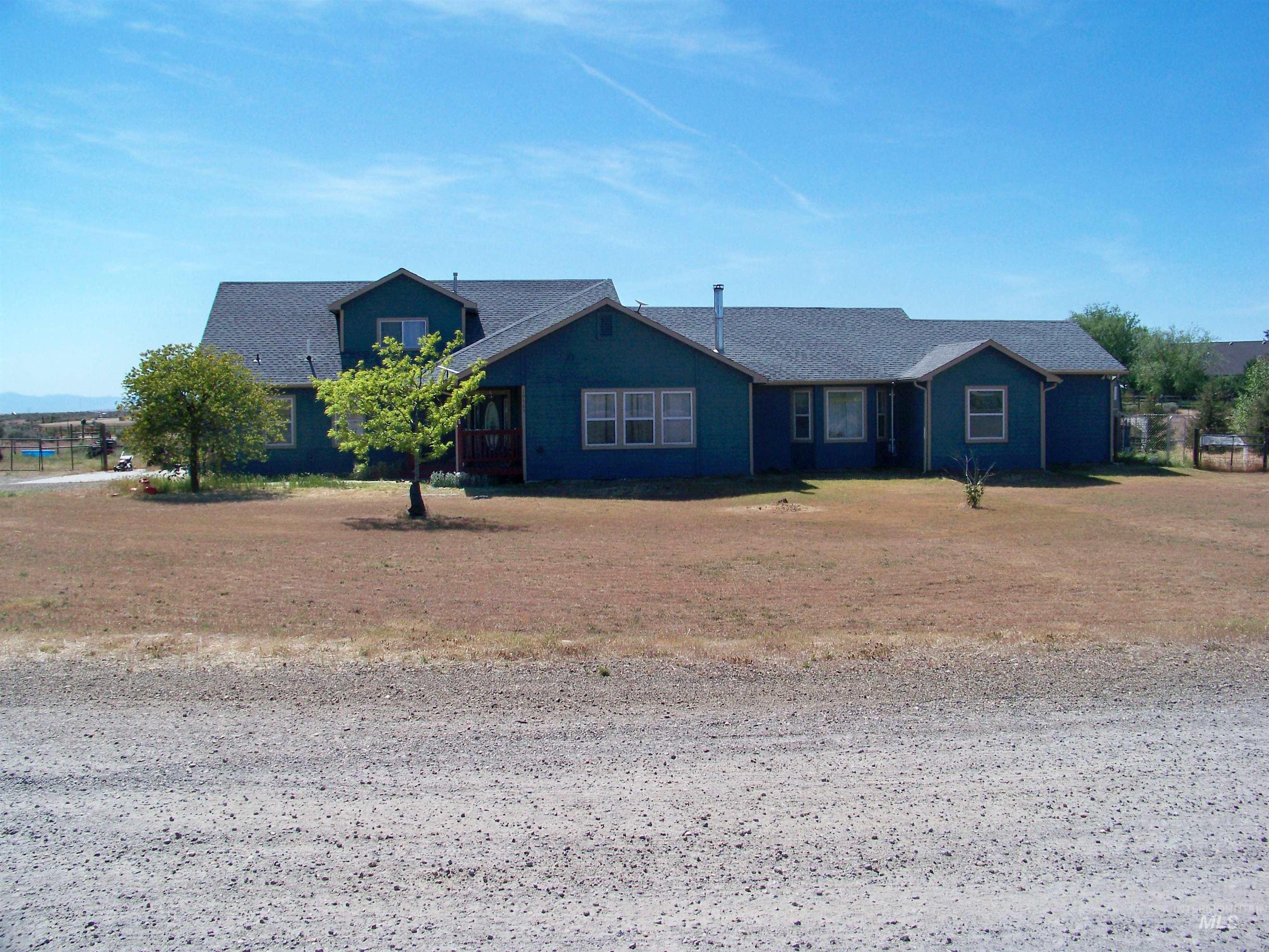 19365 N Del Sol Pl, Mountain Home, Idaho 83647-5877, 6 Bedrooms, 3 Bathrooms, Residential For Sale, Price $640,000,MLS 98988557
