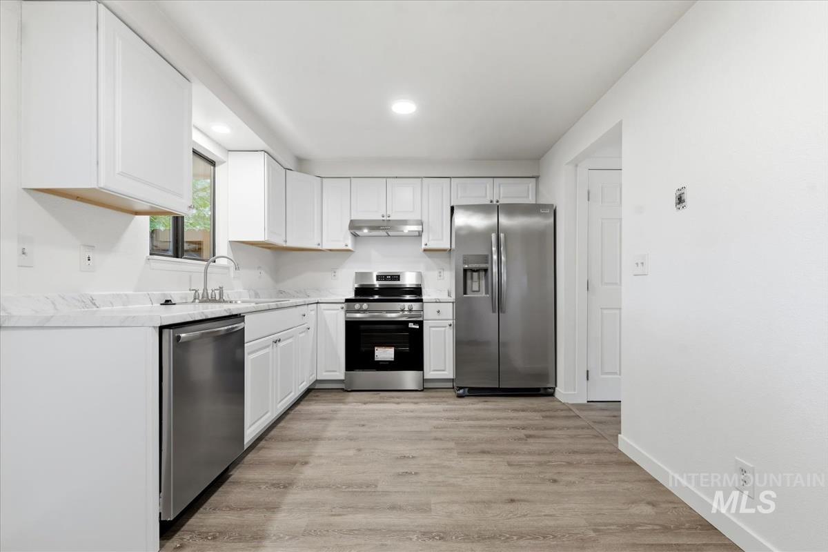 1448 E Carter Lane, Boise, Idaho 83706, 2 Bedrooms, 1.5 Bathrooms, Residential For Sale, Price $324,000,MLS 98988558