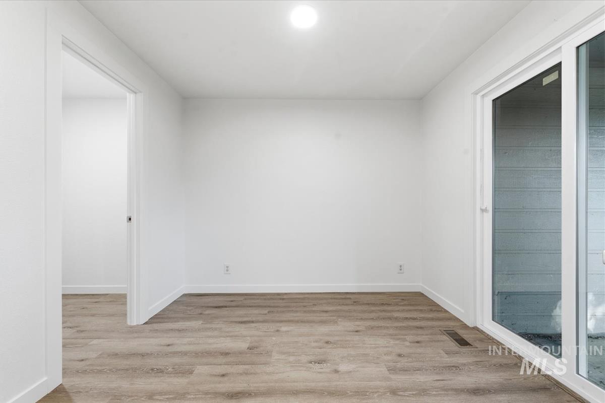 1448 E Carter Lane, Boise, Idaho 83706, 2 Bedrooms, 1.5 Bathrooms, Residential For Sale, Price $324,000,MLS 98988558