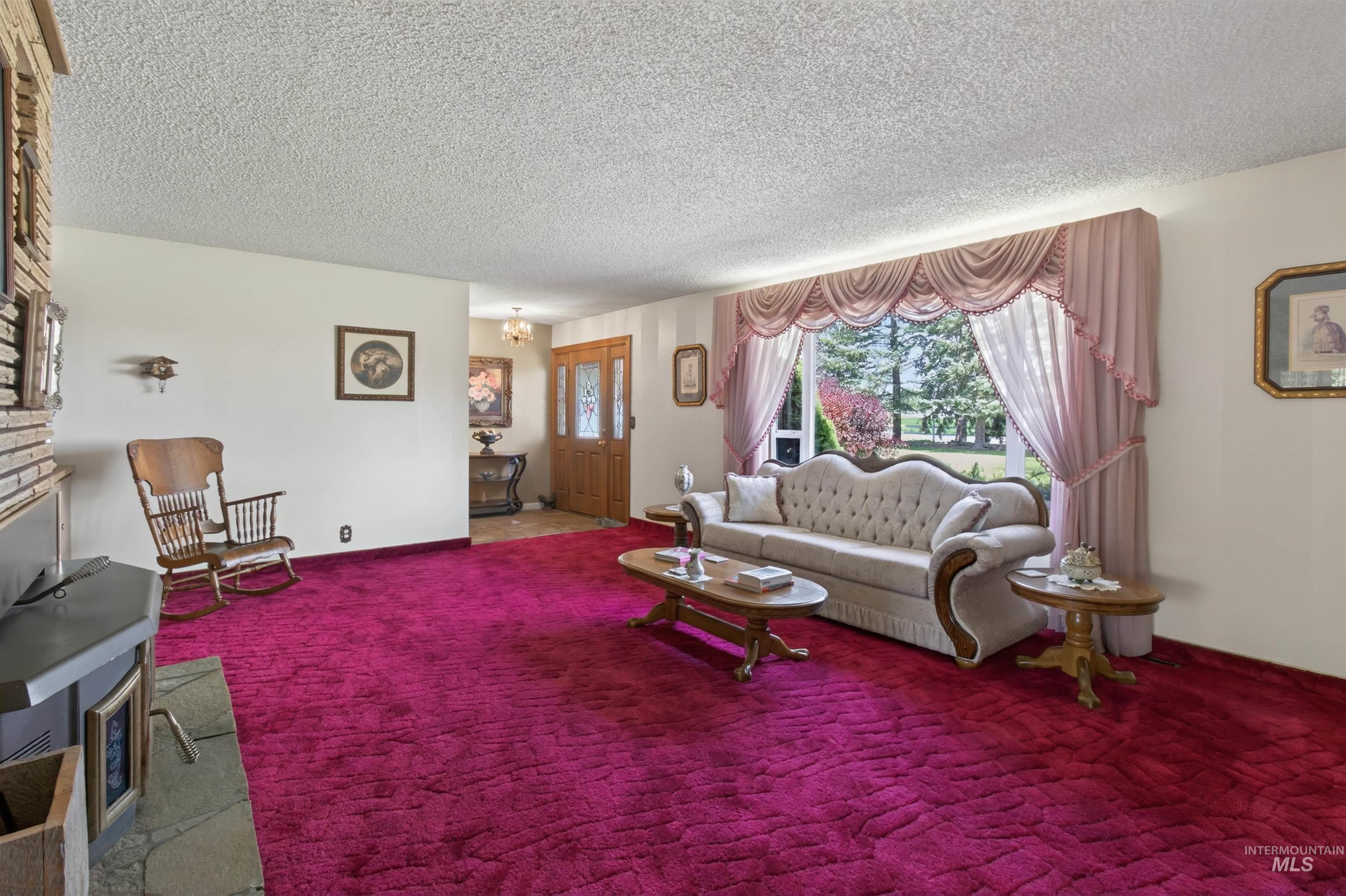 585 W Baseline Rd, Paul, Idaho 83347, 3 Bedrooms, 2 Bathrooms, Residential For Sale, Price $546,500,MLS 98988571