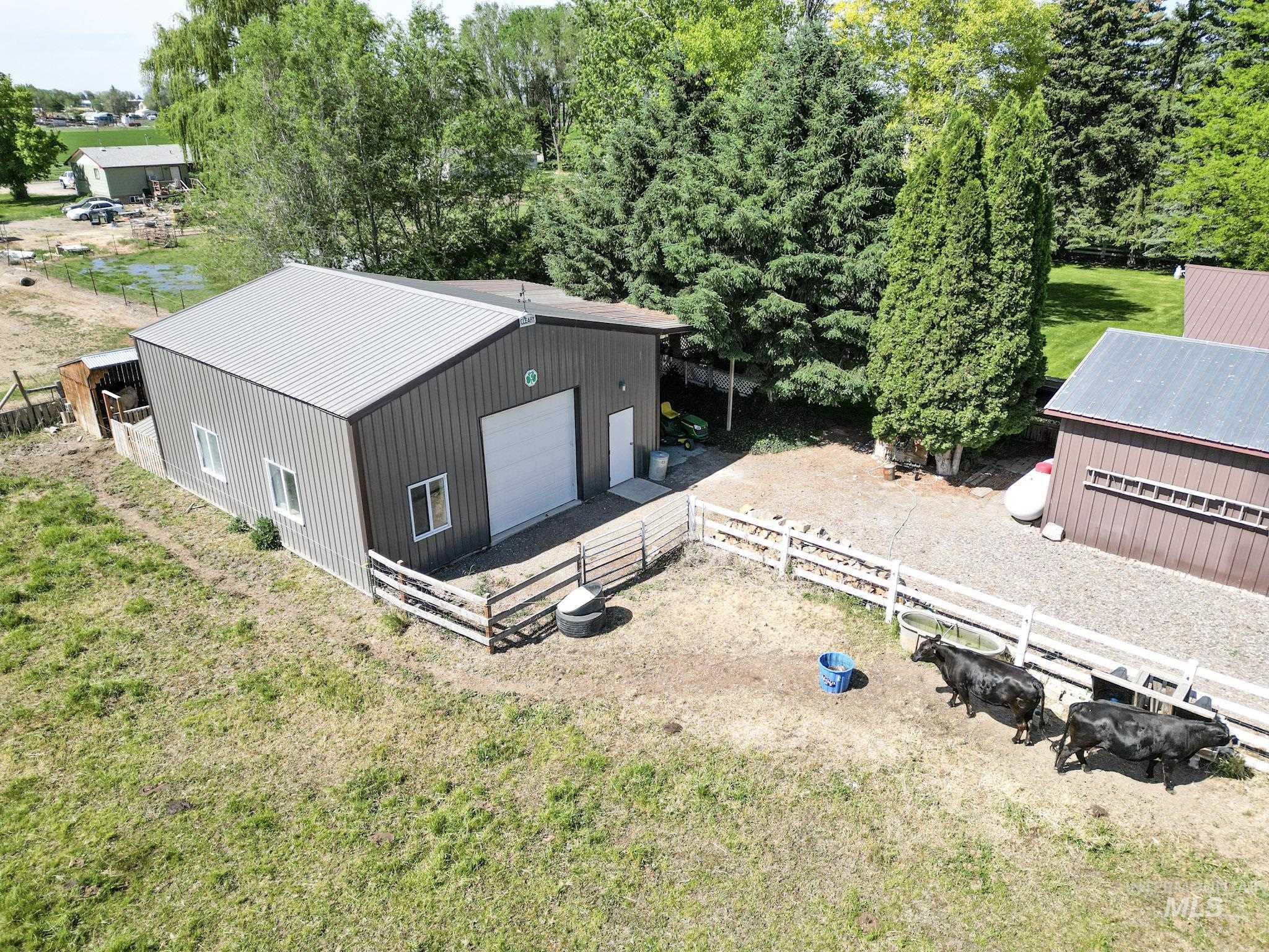 585 W Baseline Rd, Paul, Idaho 83347, 3 Bedrooms, 2 Bathrooms, Residential For Sale, Price $546,500,MLS 98988571