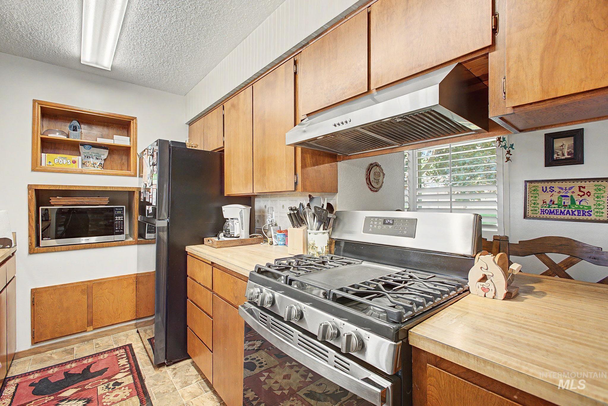 823 Grelle Dr., Lewiston, Idaho 83501, 3 Bedrooms, 2 Bathrooms, Residential For Sale, Price $359,700,MLS 98988572