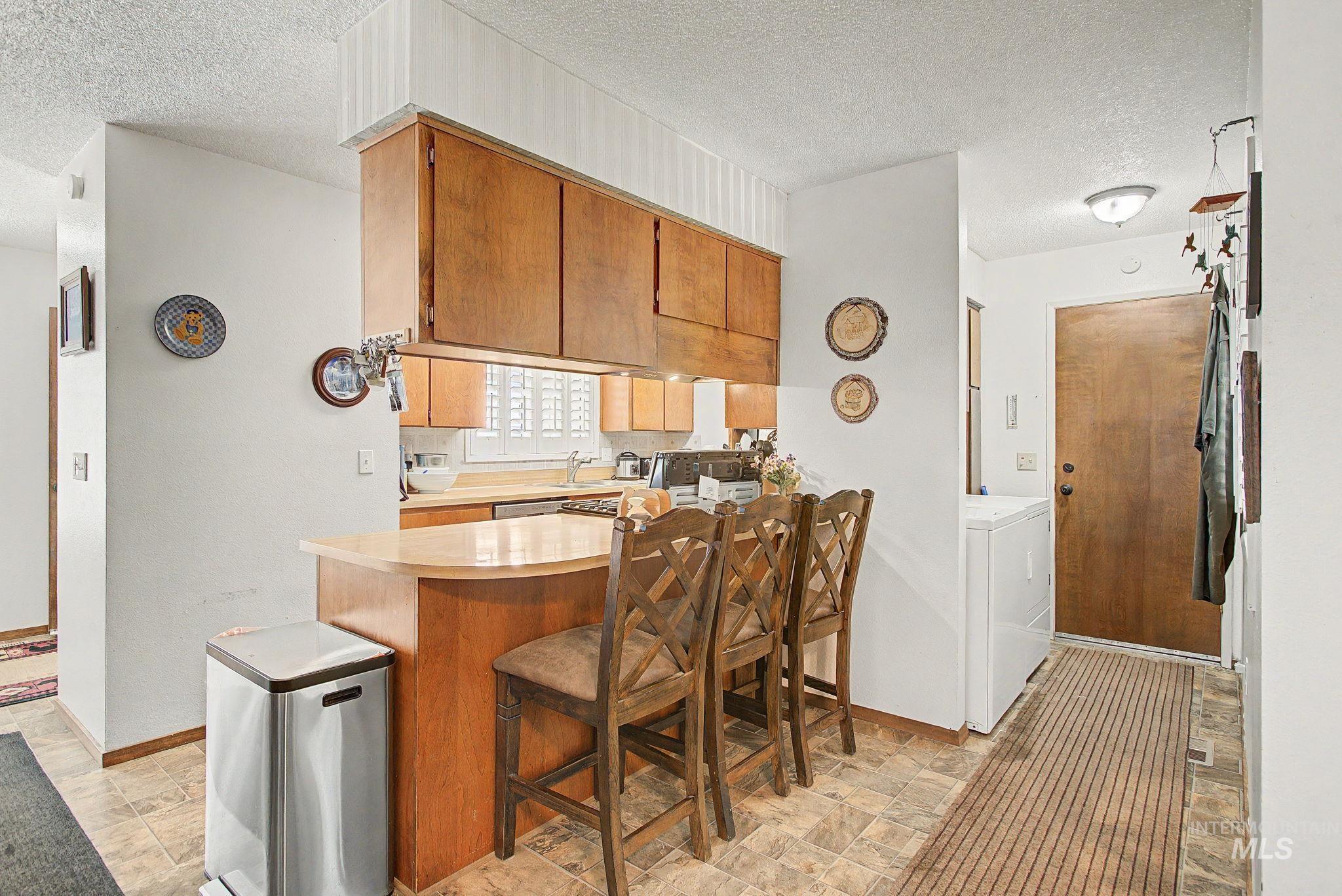 823 Grelle Dr., Lewiston, Idaho 83501, 3 Bedrooms, 2 Bathrooms, Residential For Sale, Price $359,700,MLS 98988572