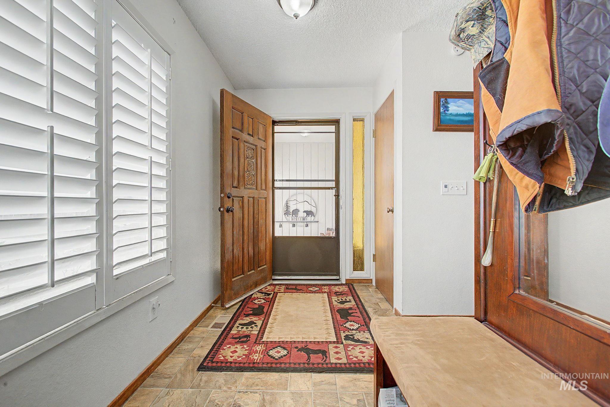823 Grelle Dr., Lewiston, Idaho 83501, 3 Bedrooms, 2 Bathrooms, Residential For Sale, Price $359,700,MLS 98988572