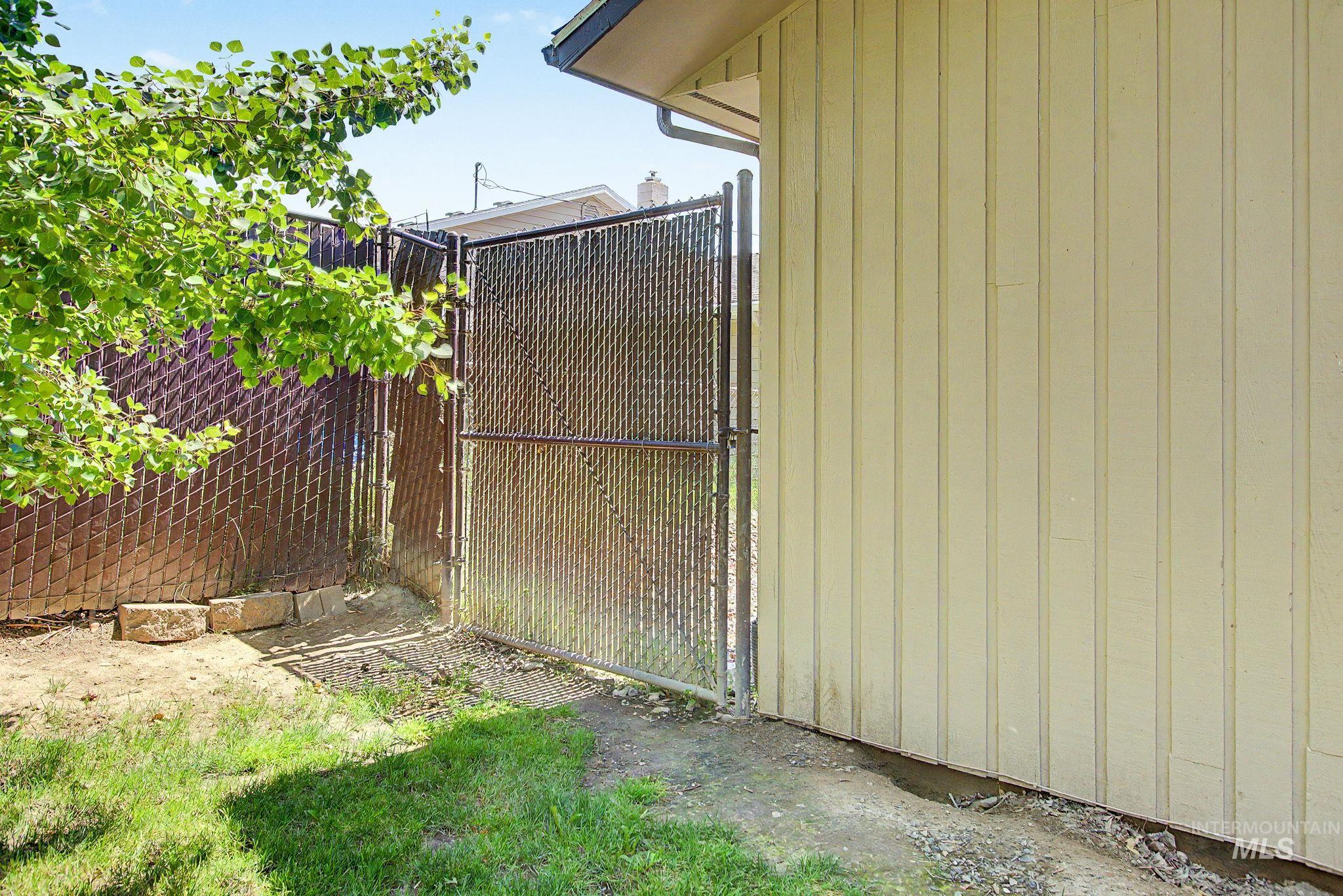 823 Grelle Dr., Lewiston, Idaho 83501, 3 Bedrooms, 2 Bathrooms, Residential For Sale, Price $359,700,MLS 98988572
