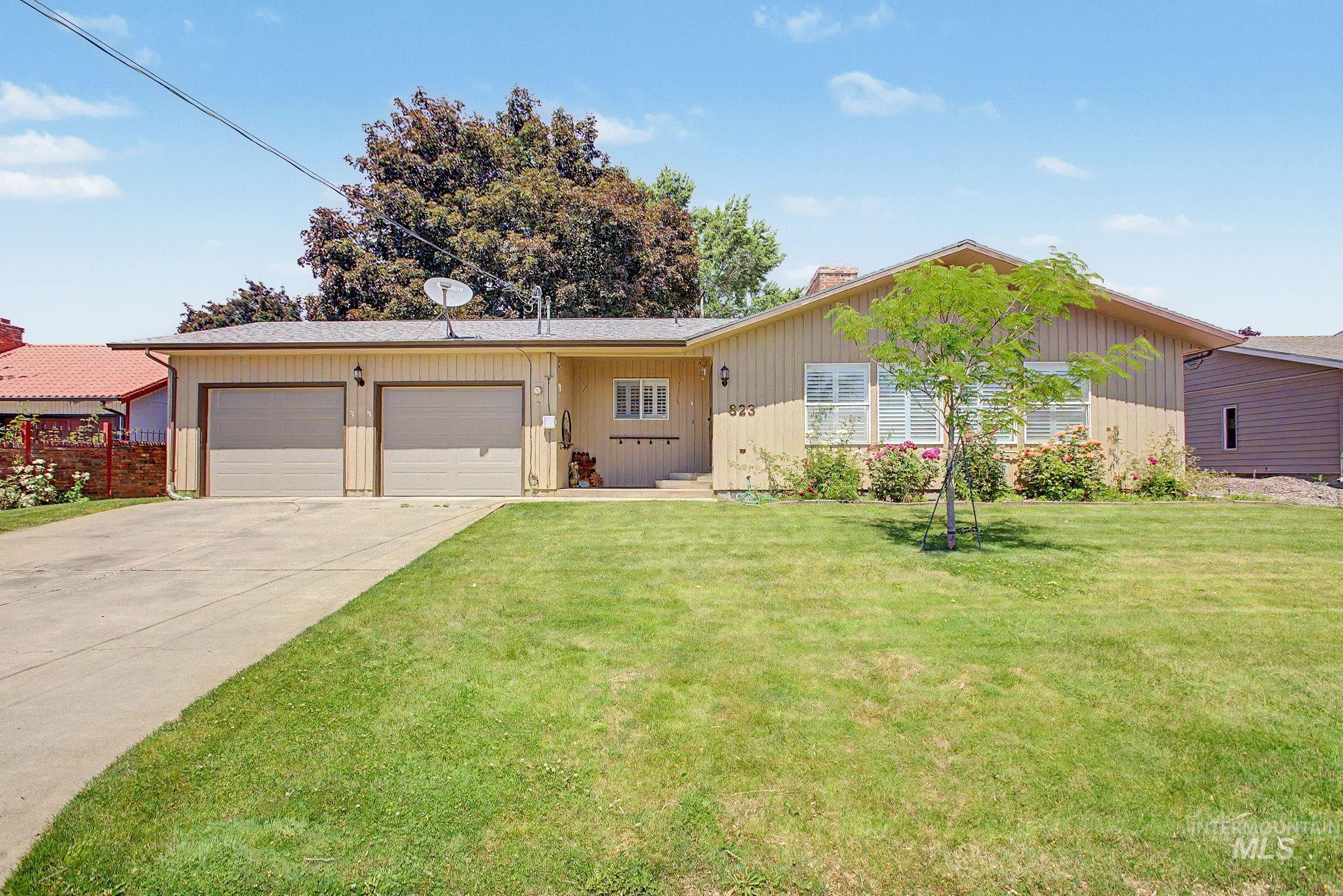 823 Grelle Dr., Lewiston, Idaho 83501, 3 Bedrooms, 2 Bathrooms, Residential For Sale, Price $359,700,MLS 98988572