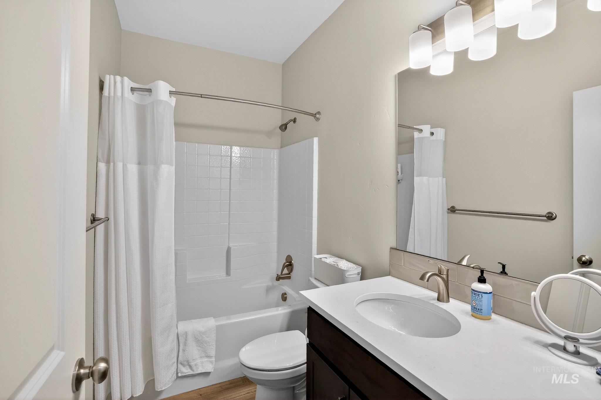 311 Broken Ridge Way, McCall, Idaho 83638, 3 Bedrooms, 3 Bathrooms, Residential For Sale, Price $574,000,MLS 98988579