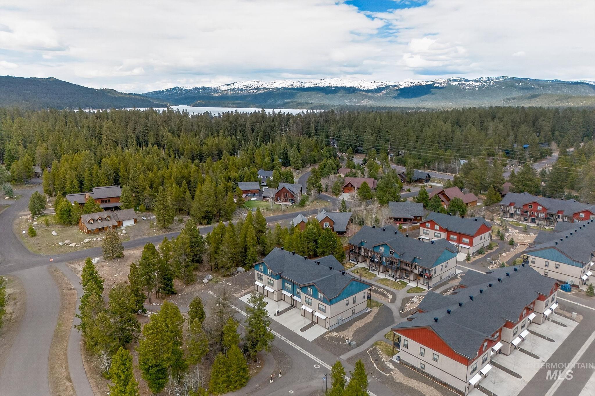 311 Broken Ridge Way, McCall, Idaho 83638, 3 Bedrooms, 3 Bathrooms, Residential For Sale, Price $574,000,MLS 98988579