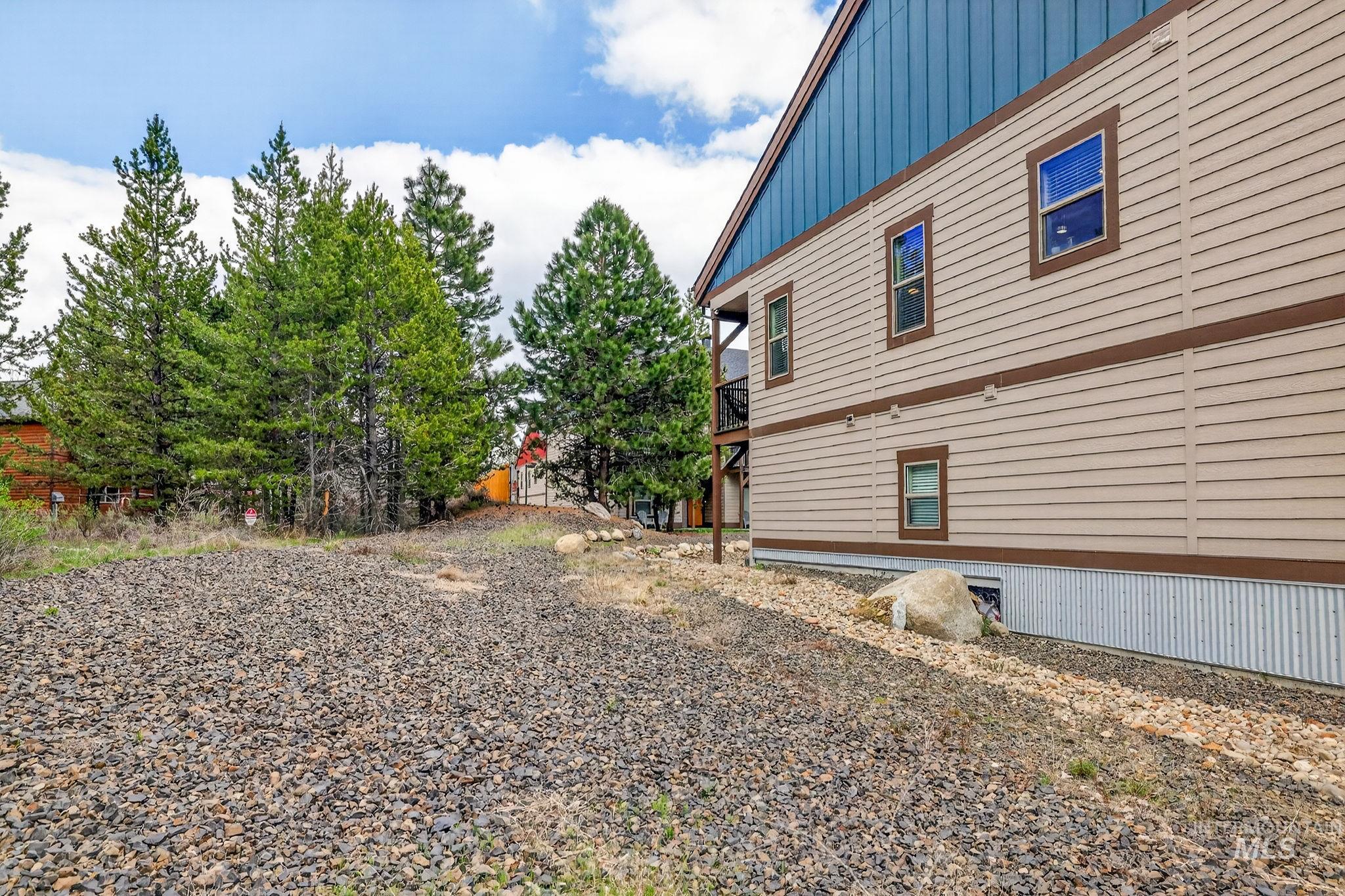 311 Broken Ridge Way, McCall, Idaho 83638, 3 Bedrooms, 3 Bathrooms, Residential For Sale, Price $574,000,MLS 98988579