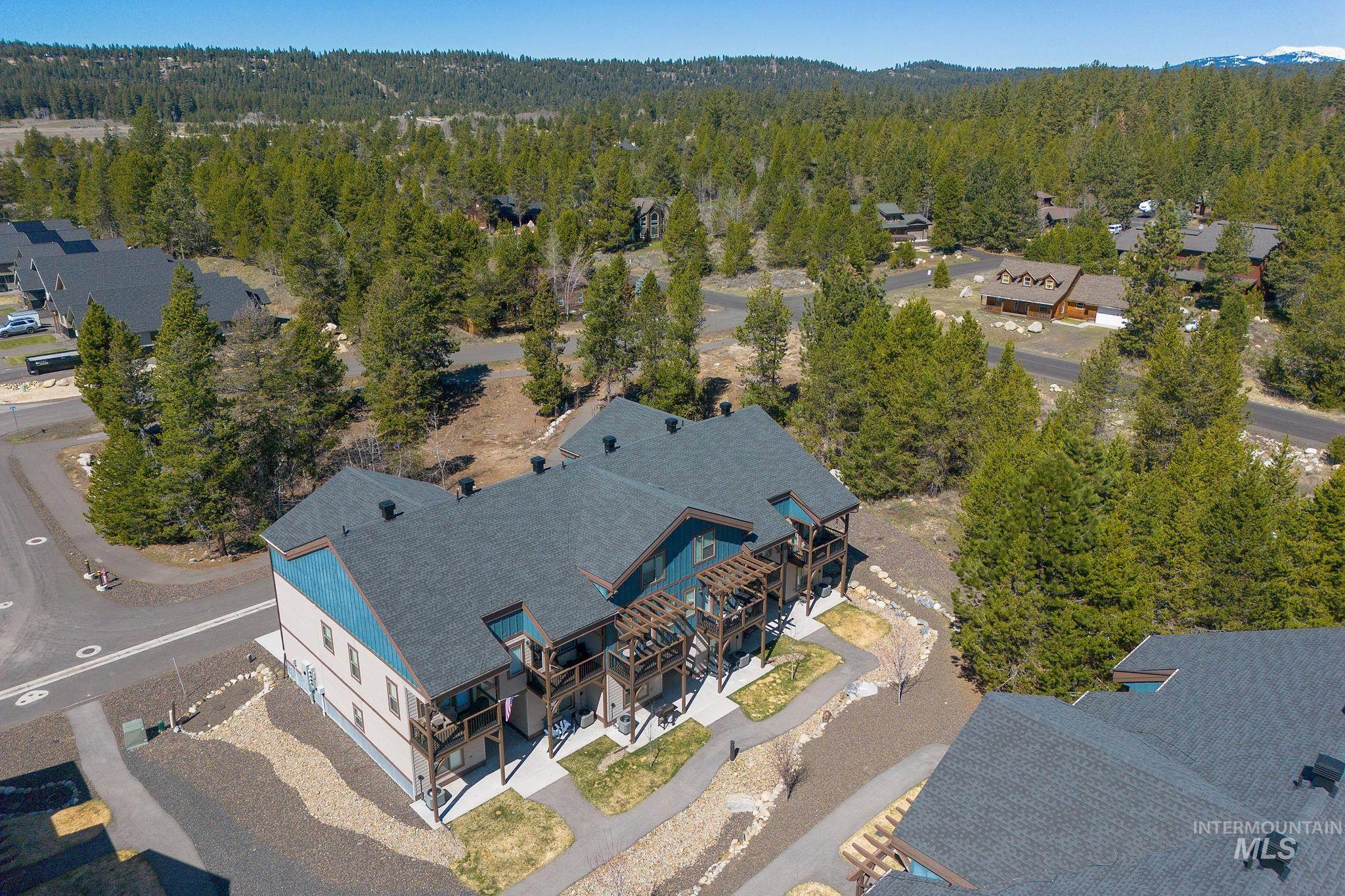 311 Broken Ridge Way, McCall, Idaho 83638, 3 Bedrooms, 3 Bathrooms, Residential For Sale, Price $574,000,MLS 98988579