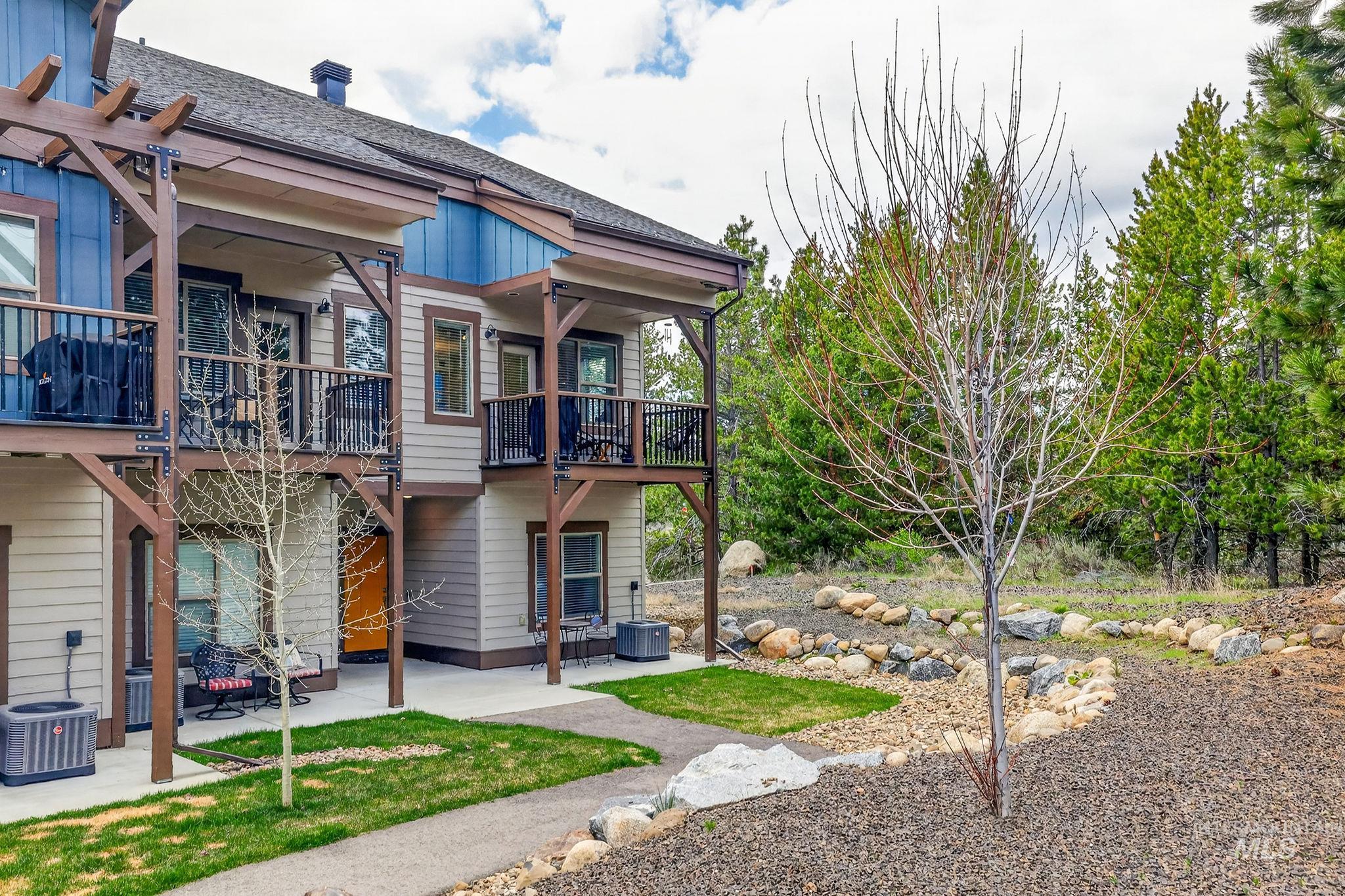 311 Broken Ridge Way, McCall, Idaho 83638, 3 Bedrooms, 3 Bathrooms, Residential For Sale, Price $574,000,MLS 98988579