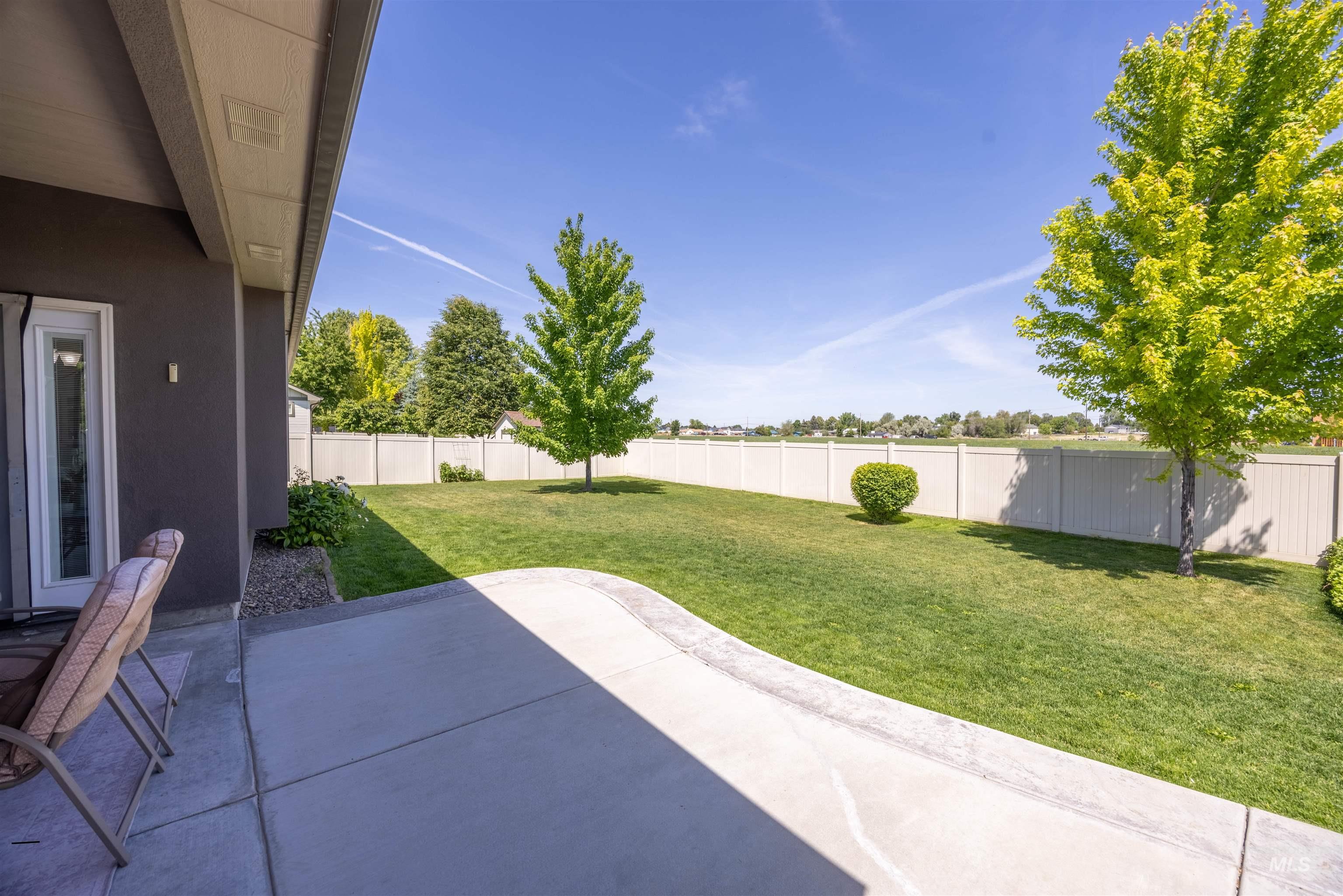 403 Appalachian Street, Caldwell, Idaho 83607, 3 Bedrooms, 2 Bathrooms, Residential For Sale, Price $547,900,MLS 98988580
