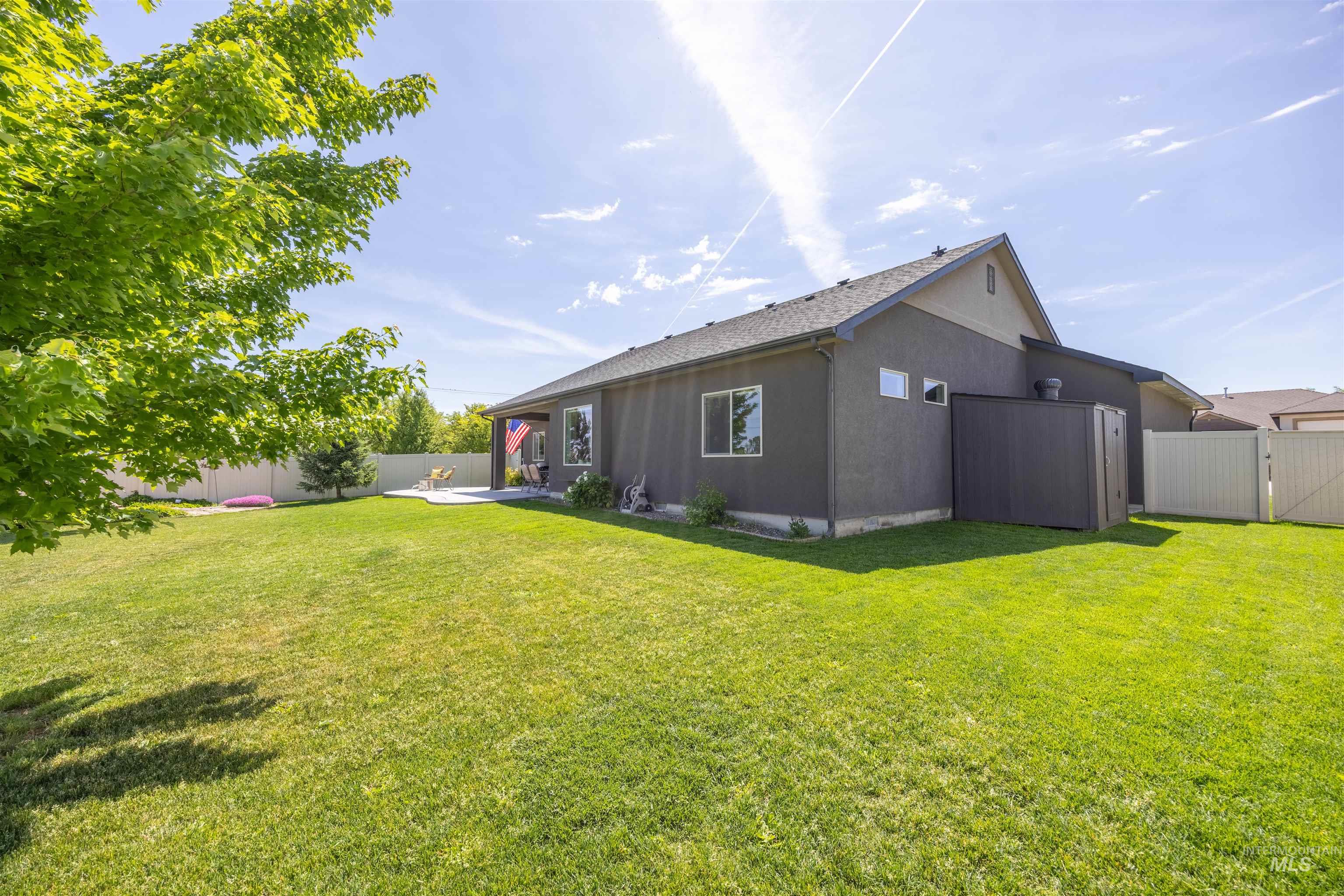 403 Appalachian Street, Caldwell, Idaho 83607, 3 Bedrooms, 2 Bathrooms, Residential For Sale, Price $547,900,MLS 98988580