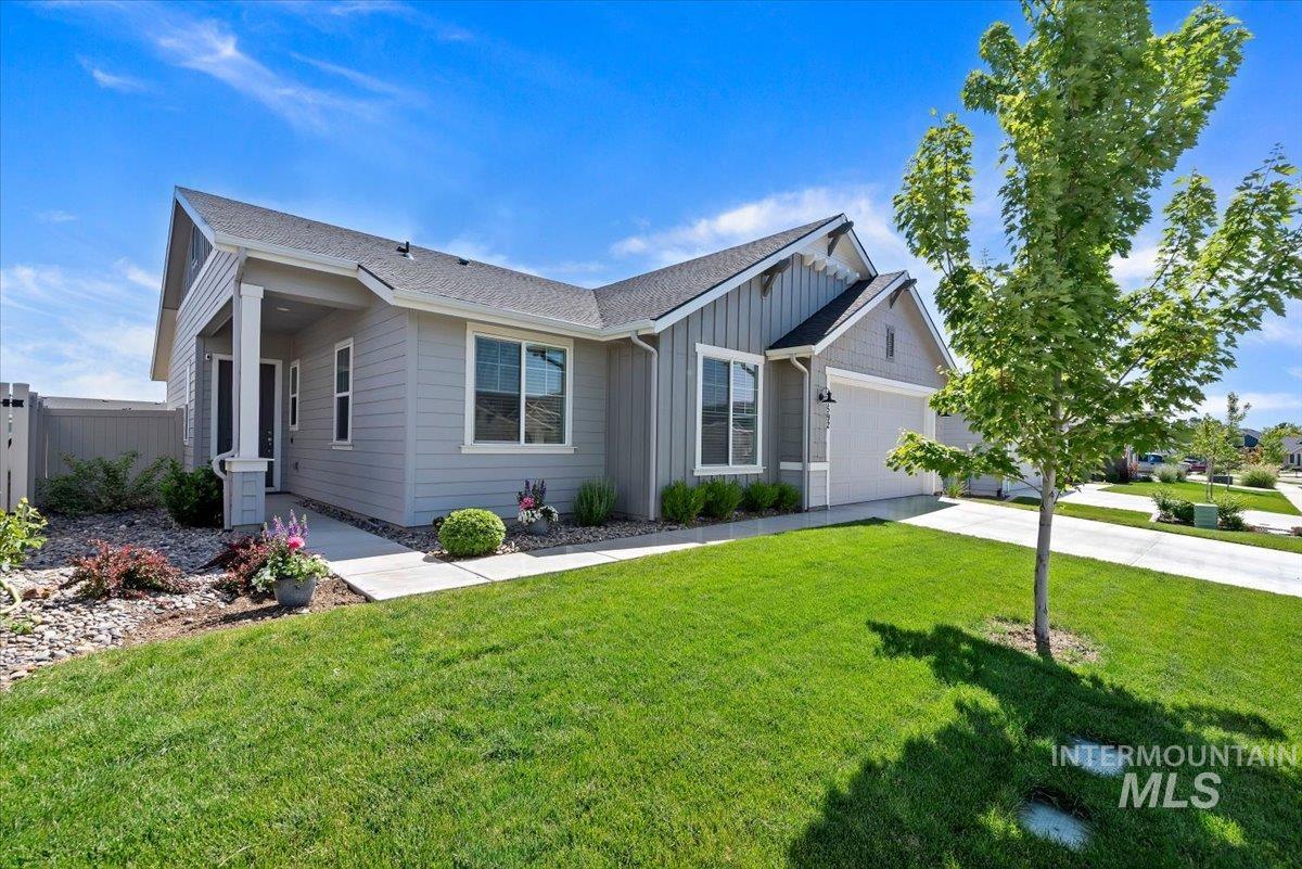 11592 W San Remo Dr., Nampa, Idaho 83686, 3 Bedrooms, 2 Bathrooms, Residential For Sale, Price $440,000,MLS 98988581