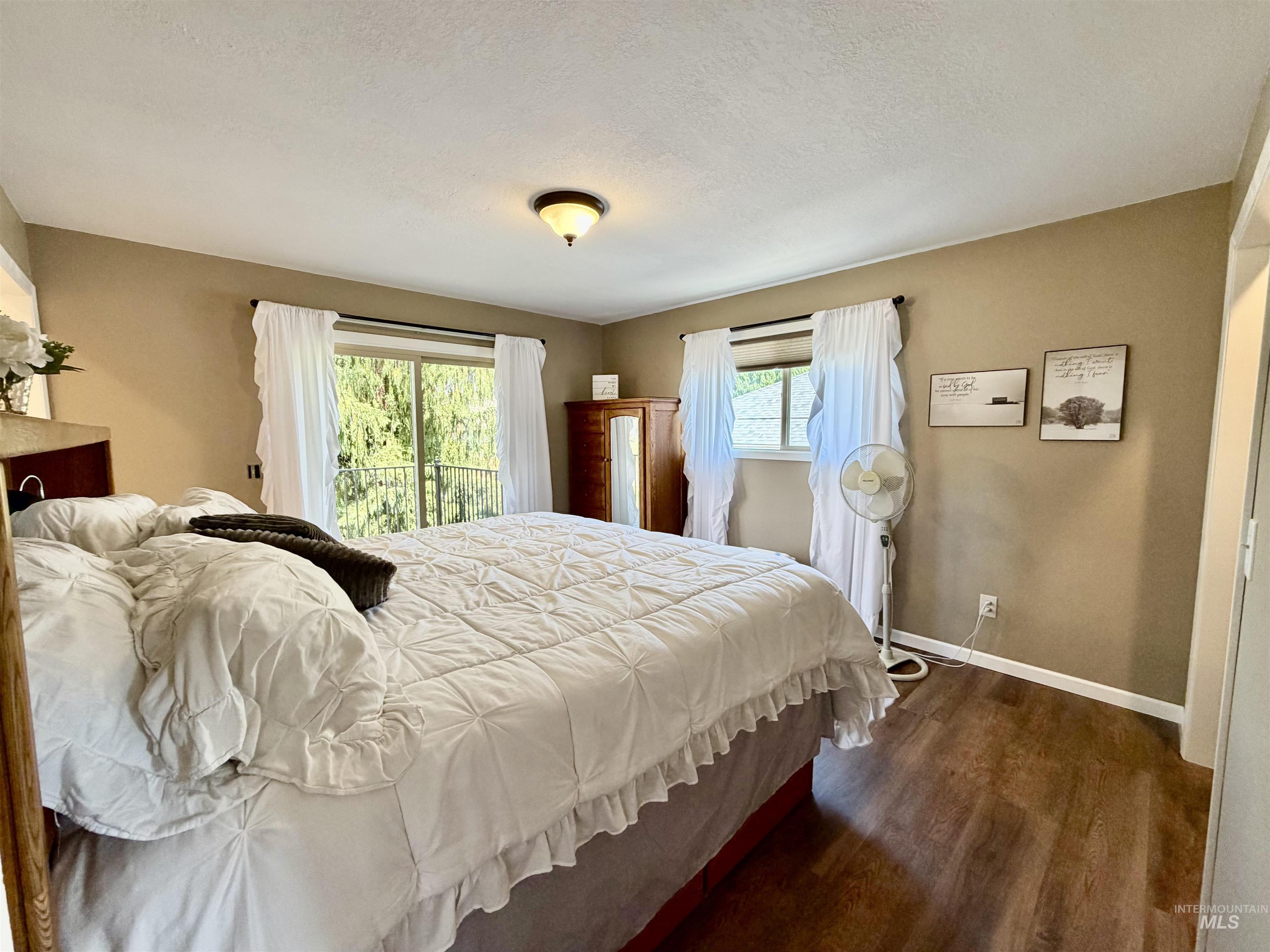 2502 Seaport Drive, Lewiston, Idaho 83501, 3 Bedrooms, 2.5 Bathrooms, Residential For Sale, Price $469,000,MLS 98988584