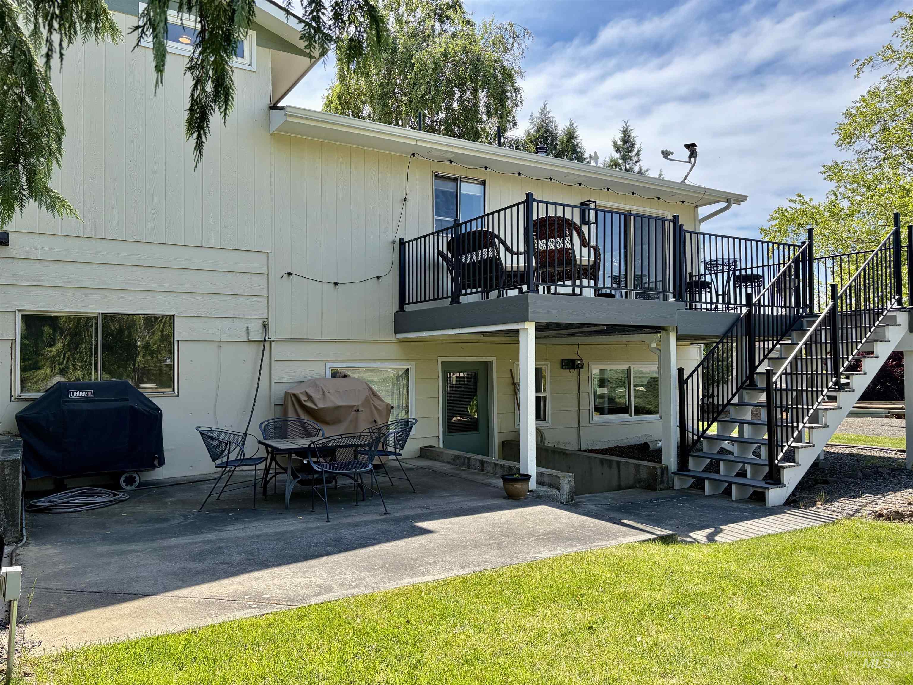 2502 Seaport Drive, Lewiston, Idaho 83501, 3 Bedrooms, 2.5 Bathrooms, Residential For Sale, Price $469,000,MLS 98988584