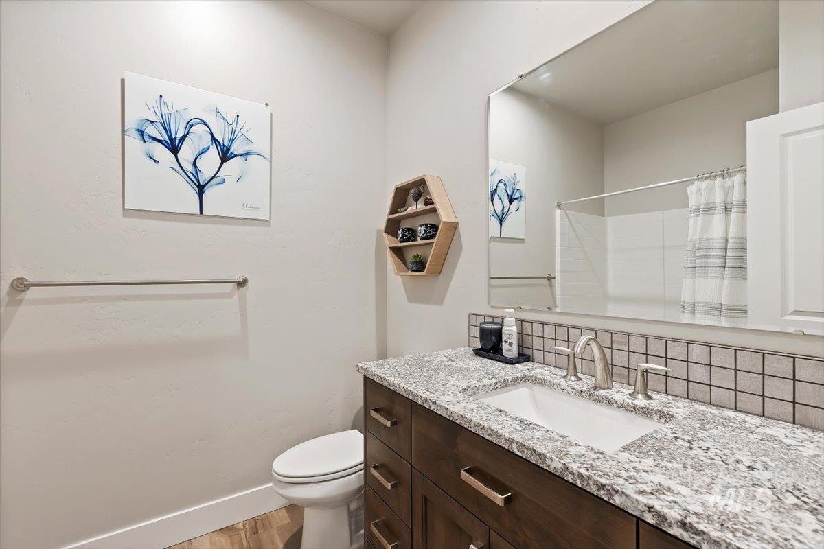 11604 W San Remo Dr., Nampa, Idaho 83686, 3 Bedrooms, 2 Bathrooms, Residential For Sale, Price $485,000,MLS 98988586