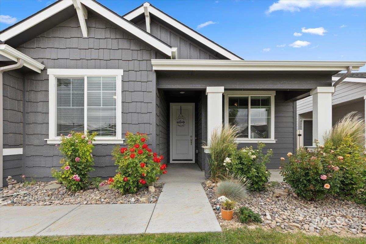 11604 W San Remo Dr., Nampa, Idaho 83686, 3 Bedrooms, 2 Bathrooms, Residential For Sale, Price $485,000,MLS 98988586