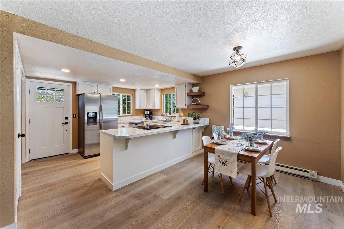5265 W Hadlock, Boise, Idaho 83703, 2 Bedrooms, 1 Bathroom, Residential For Sale, Price $380,000,MLS 98988587