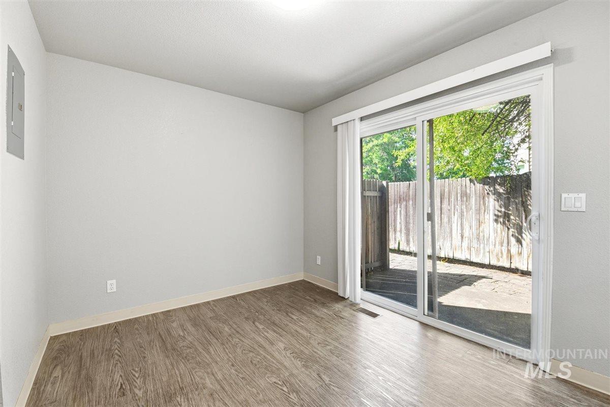 1009 N Stilson Rd, Boise, Idaho 83703, 3 Bedrooms, 2.5 Bathrooms, Residential Income For Sale, Price $714,900, 98988588