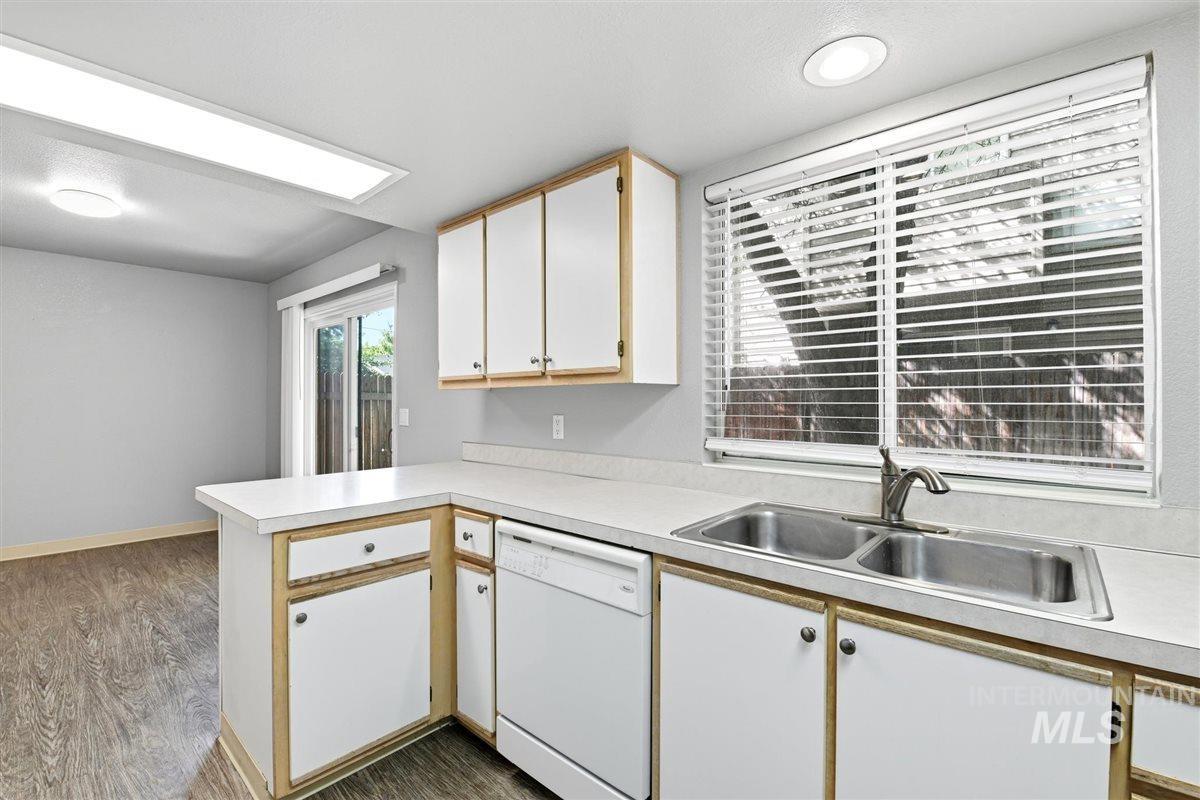 1009 N Stilson Rd, Boise, Idaho 83703, 3 Bedrooms, 2.5 Bathrooms, Residential Income For Sale, Price $714,900, 98988588