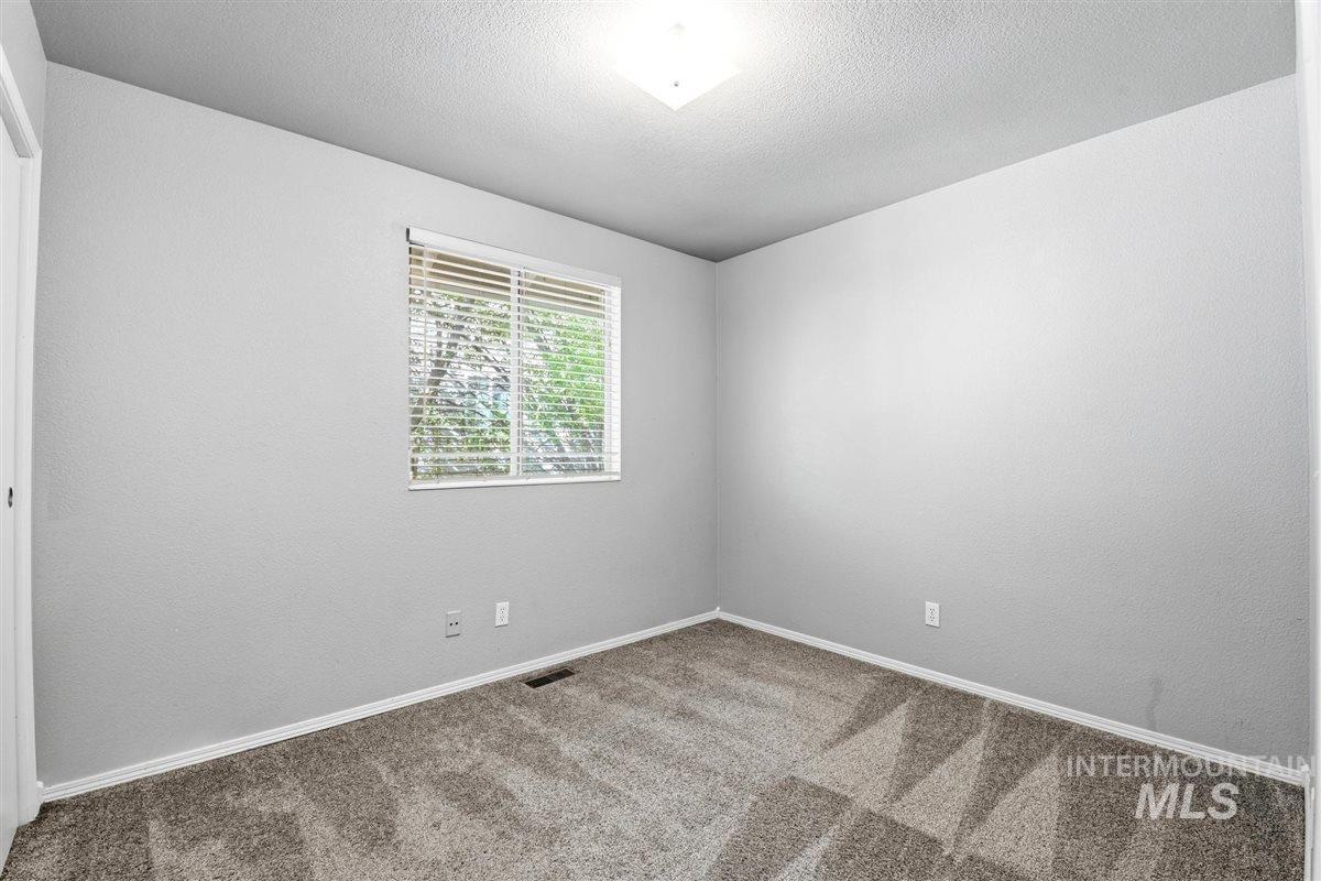1009 N Stilson Rd, Boise, Idaho 83703, 3 Bedrooms, 2.5 Bathrooms, Residential Income For Sale, Price $714,900, 98988588