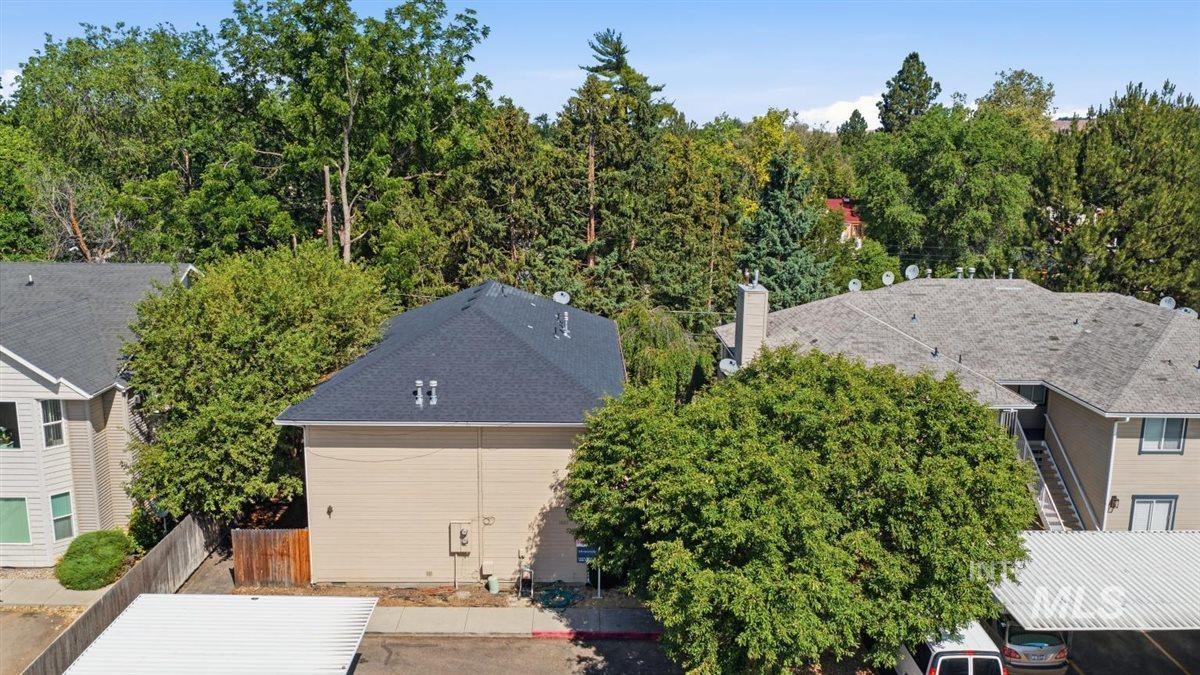 1009 N Stilson Rd, Boise, Idaho 83703, 3 Bedrooms, 2.5 Bathrooms, Residential Income For Sale, Price $714,900, 98988588