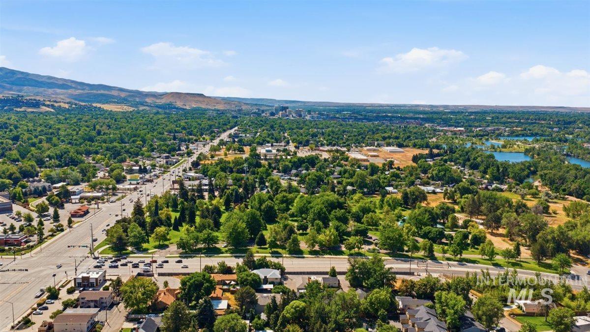 1009 N Stilson Rd, Boise, Idaho 83703, 3 Bedrooms, 2.5 Bathrooms, Residential Income For Sale, Price $714,900, 98988588