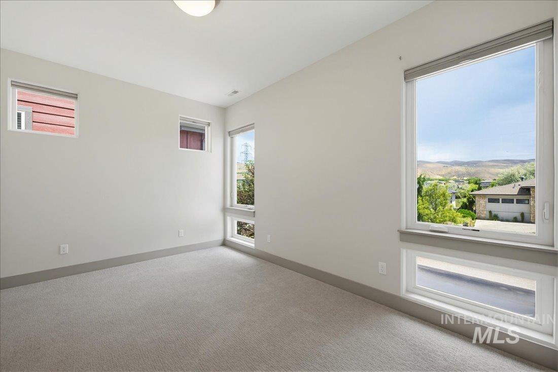 3755 S Harris Ranch Ave., Boise, Idaho 83716, 3 Bedrooms, 2.5 Bathrooms, Residential For Sale, Price $796,000,MLS 98988592