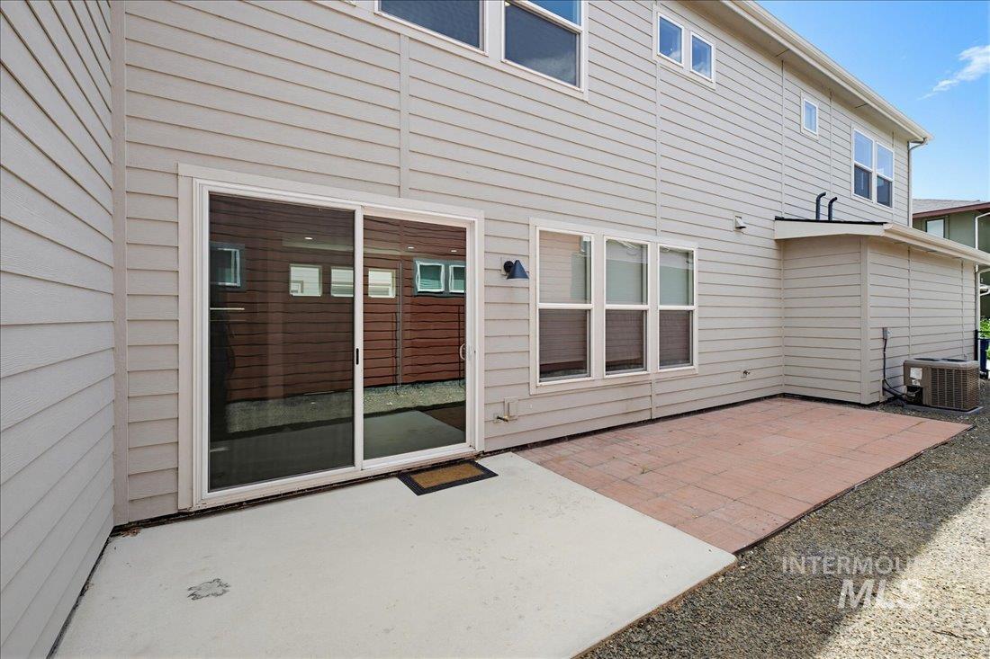 3755 S Harris Ranch Ave., Boise, Idaho 83716, 3 Bedrooms, 2.5 Bathrooms, Residential For Sale, Price $796,000,MLS 98988592