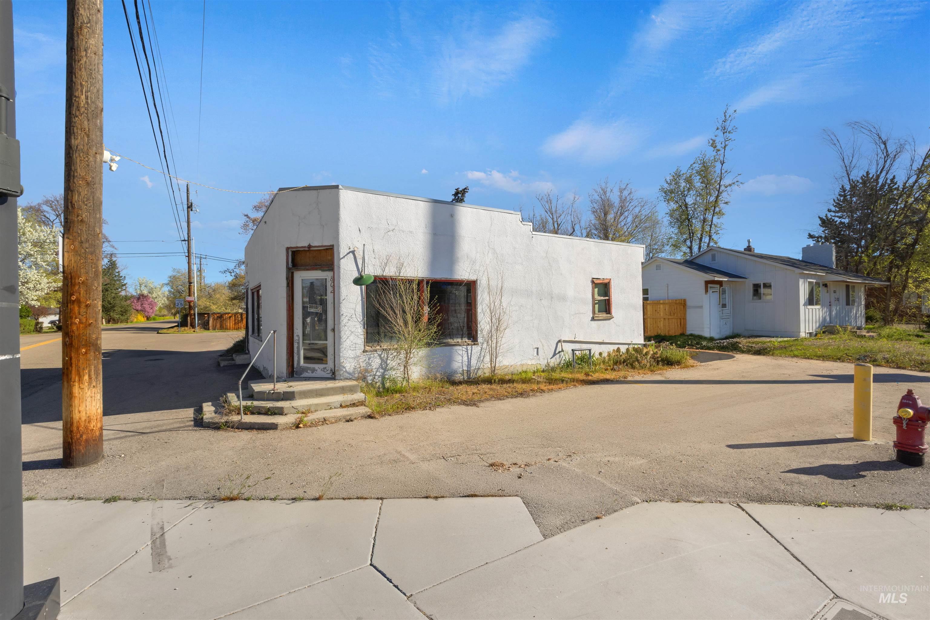 802 N Garden, Boise, Idaho 83706, Residential For Sale, Price $600,000,MLS 98988594