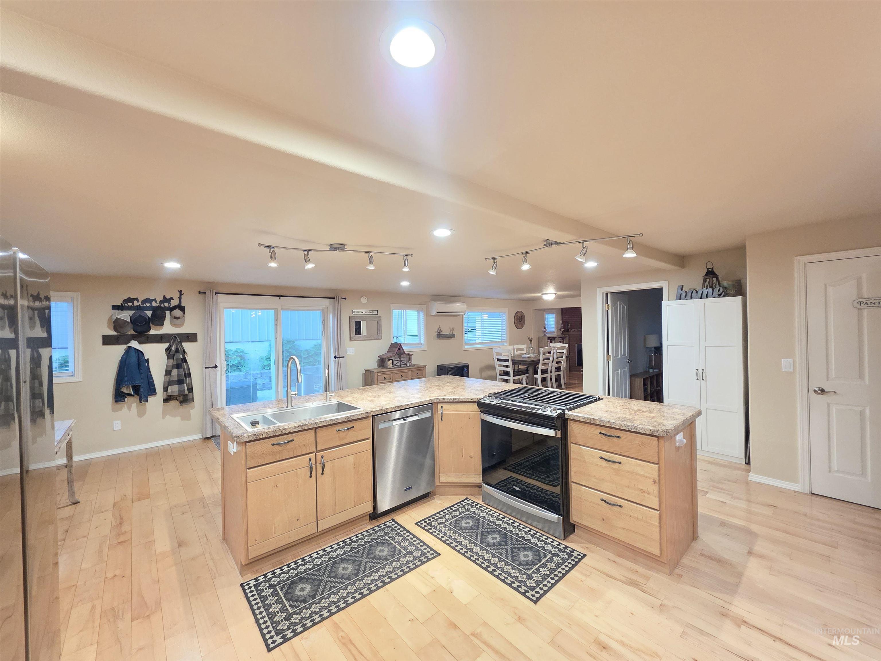 115 E S 5th Street, Grangeville, Idaho 83530, 2 Bedrooms, 1 Bathroom, Residential For Sale, Price $449,000,MLS 98988596