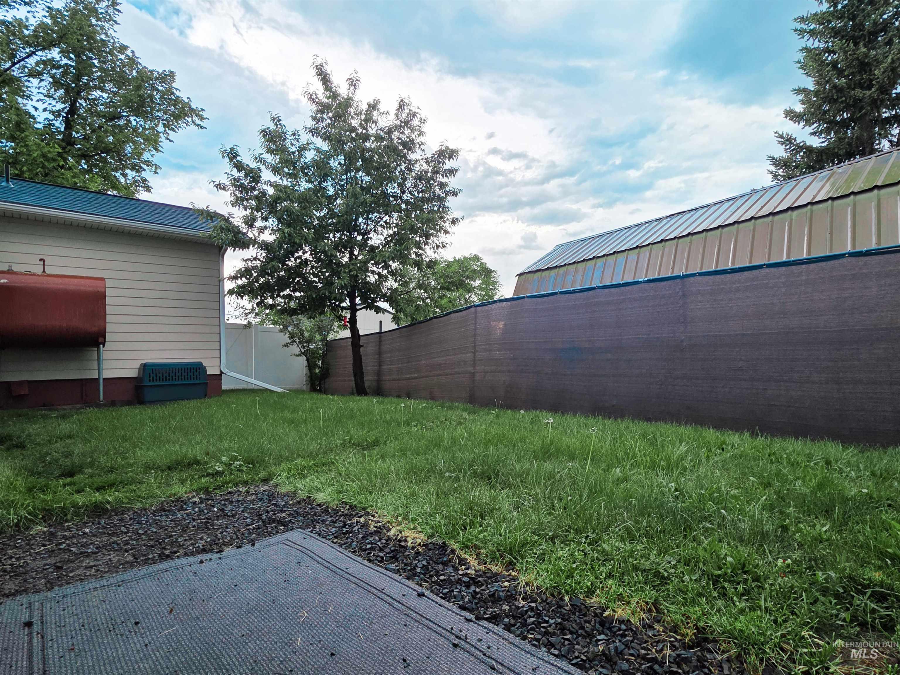115 E S 5th Street, Grangeville, Idaho 83530, 2 Bedrooms, 1 Bathroom, Residential For Sale, Price $449,000,MLS 98988596