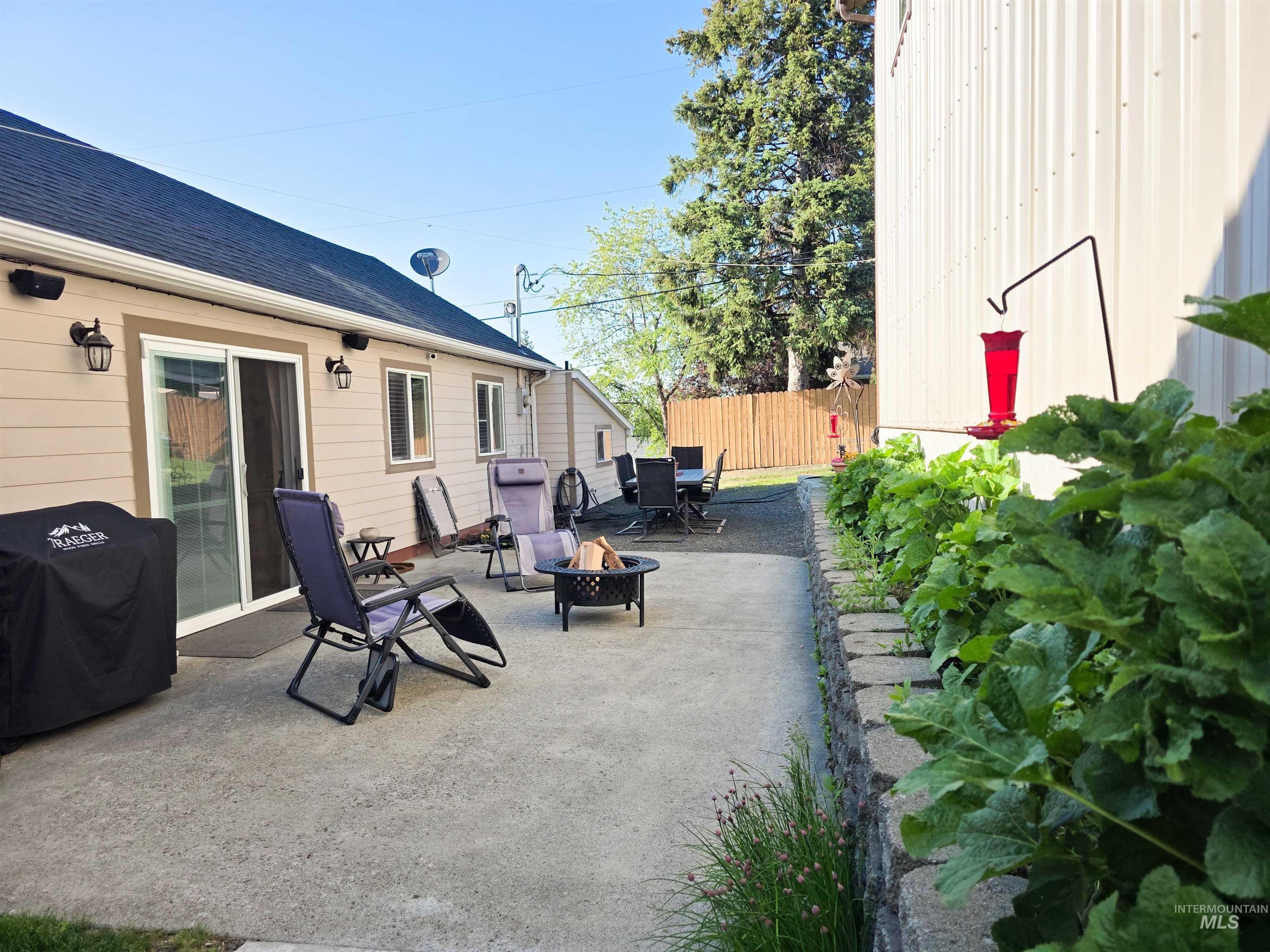 115 E S 5th Street, Grangeville, Idaho 83530, 2 Bedrooms, 1 Bathroom, Residential For Sale, Price $449,000,MLS 98988596