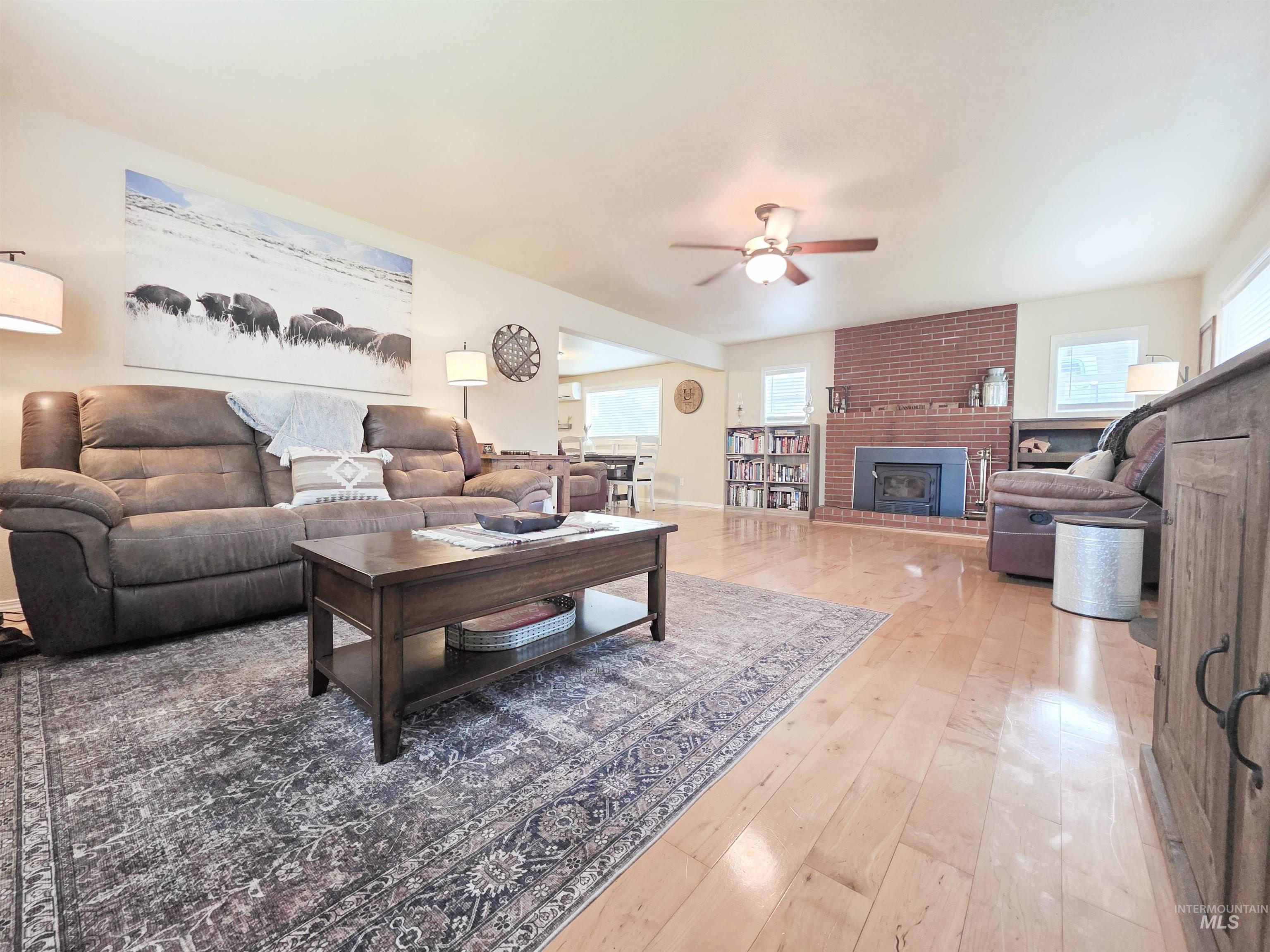 115 E S 5th Street, Grangeville, Idaho 83530, 2 Bedrooms, 1 Bathroom, Residential For Sale, Price $449,000,MLS 98988596