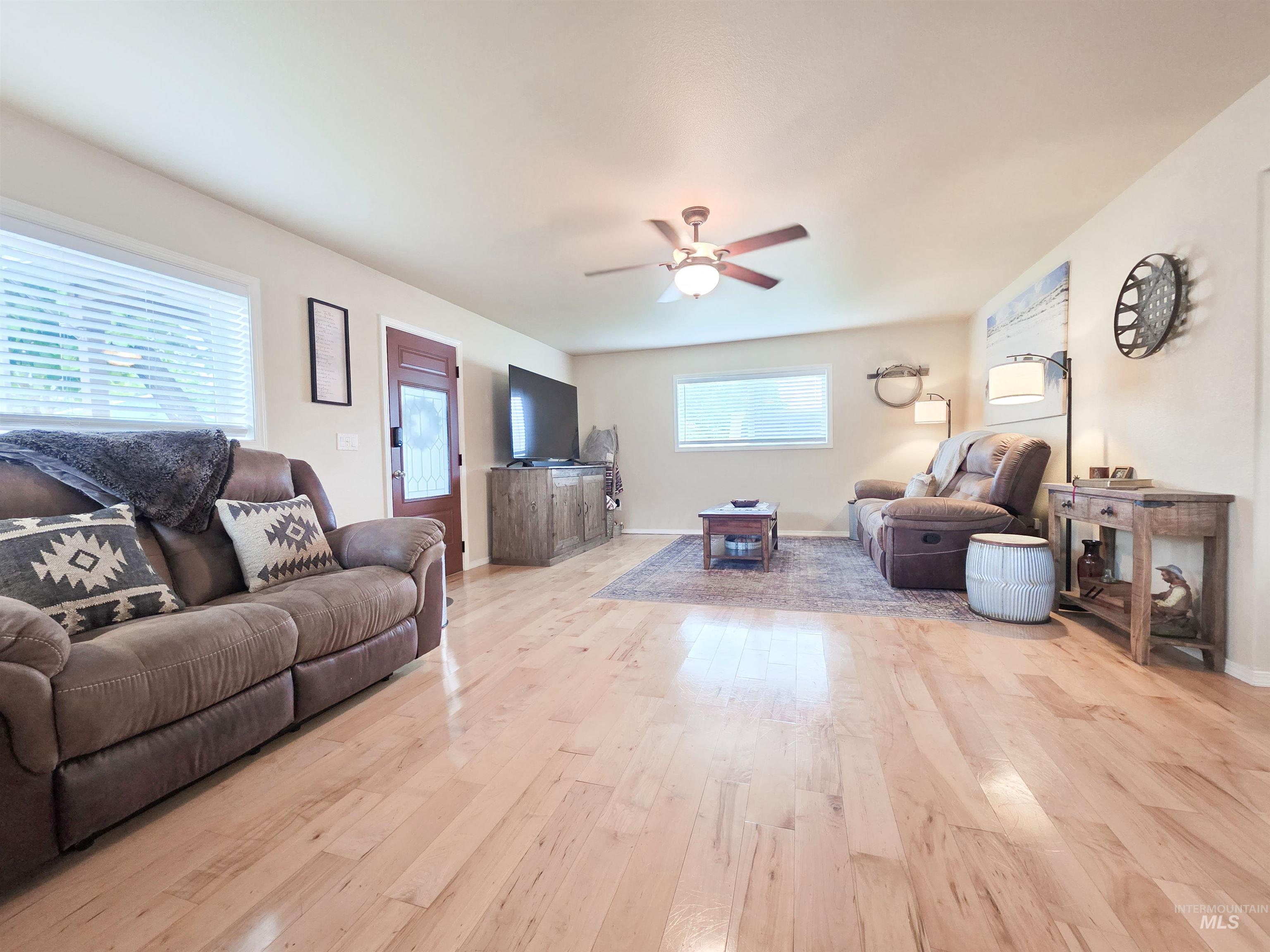 115 E S 5th Street, Grangeville, Idaho 83530, 2 Bedrooms, 1 Bathroom, Residential For Sale, Price $449,000,MLS 98988596