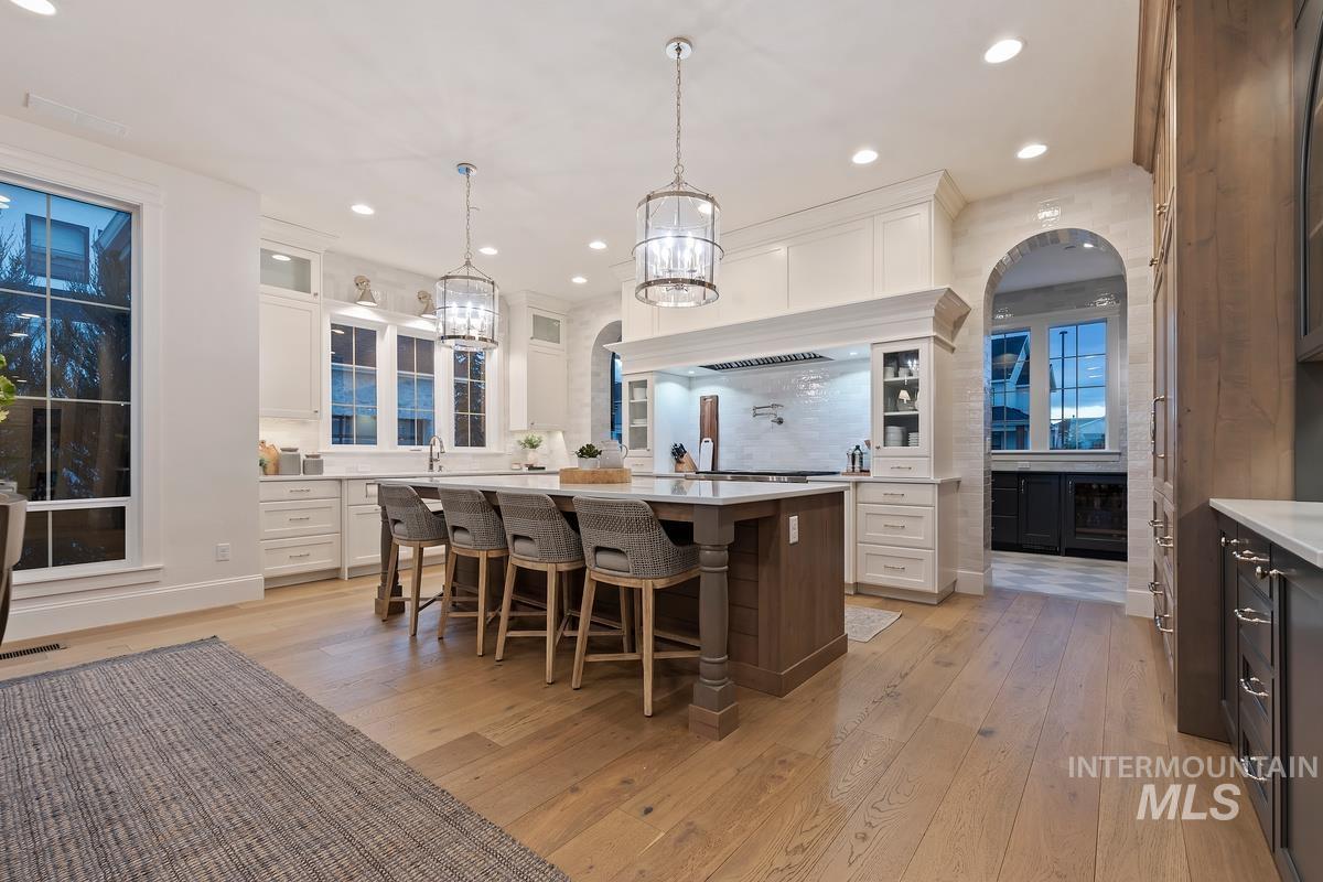 5032 W Oakford Dr., Meridian, Idaho 83646, 5 Bedrooms, 3.5 Bathrooms, Residential For Sale, Price $2,999,999, 98988601