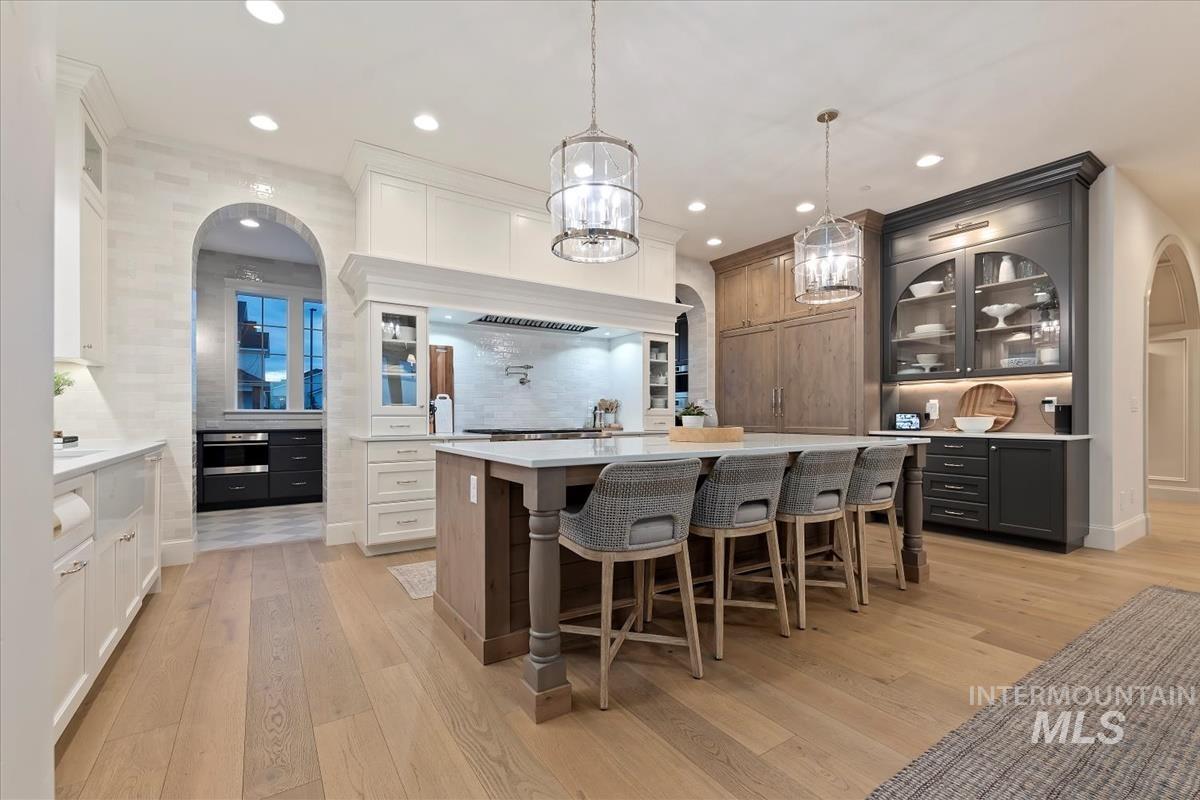 5032 W Oakford Dr., Meridian, Idaho 83646, 5 Bedrooms, 3.5 Bathrooms, Residential For Sale, Price $2,999,999, 98988601