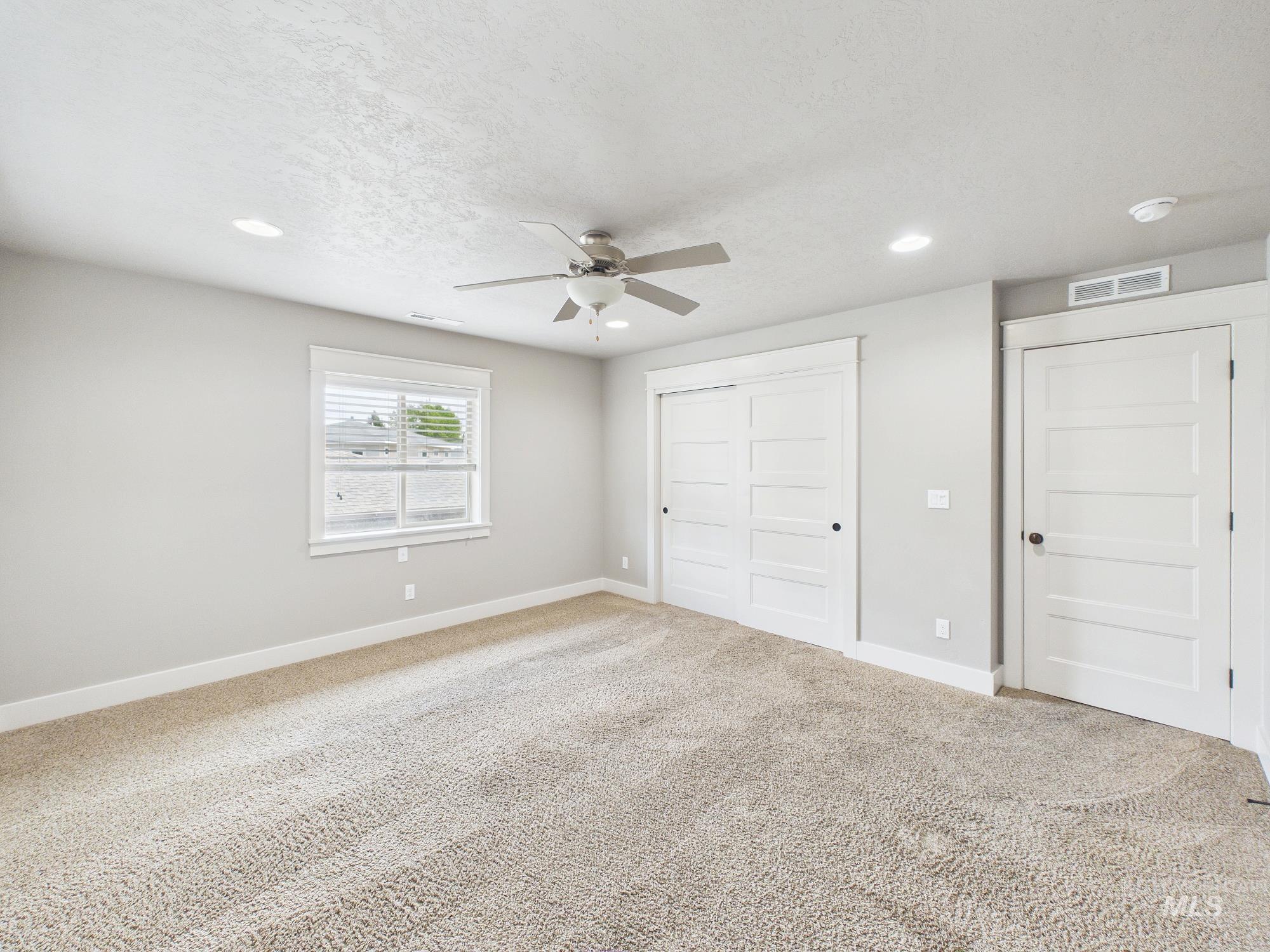 89 S Barkvine Way, Star, Idaho 83669-5970, 4 Bedrooms, 2.5 Bathrooms, Residential For Sale, Price $650,000, 98988602