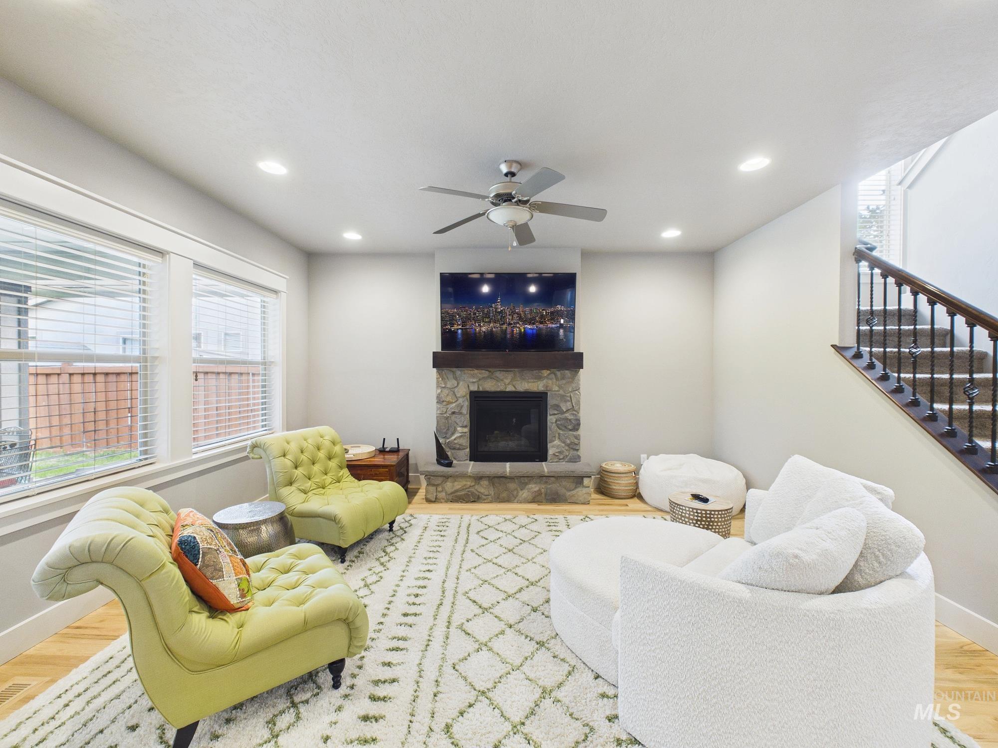 89 S Barkvine Way, Star, Idaho 83669-5970, 4 Bedrooms, 2.5 Bathrooms, Residential For Sale, Price $650,000, 98988602