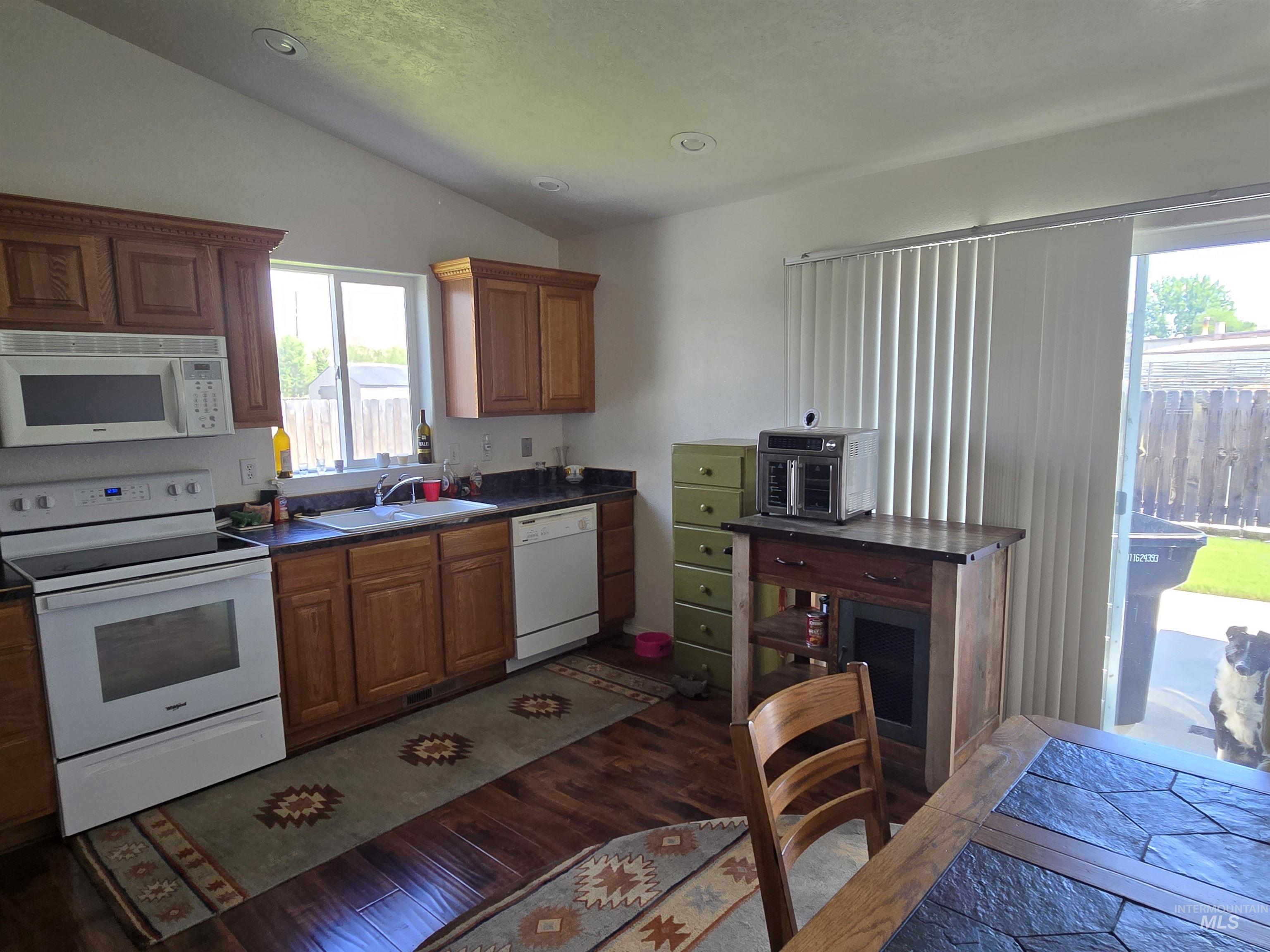 2588 W 8th, Weiser, Idaho 83672, 3 Bedrooms, 2 Bathrooms, Residential For Sale, Price $365,000, 98988603