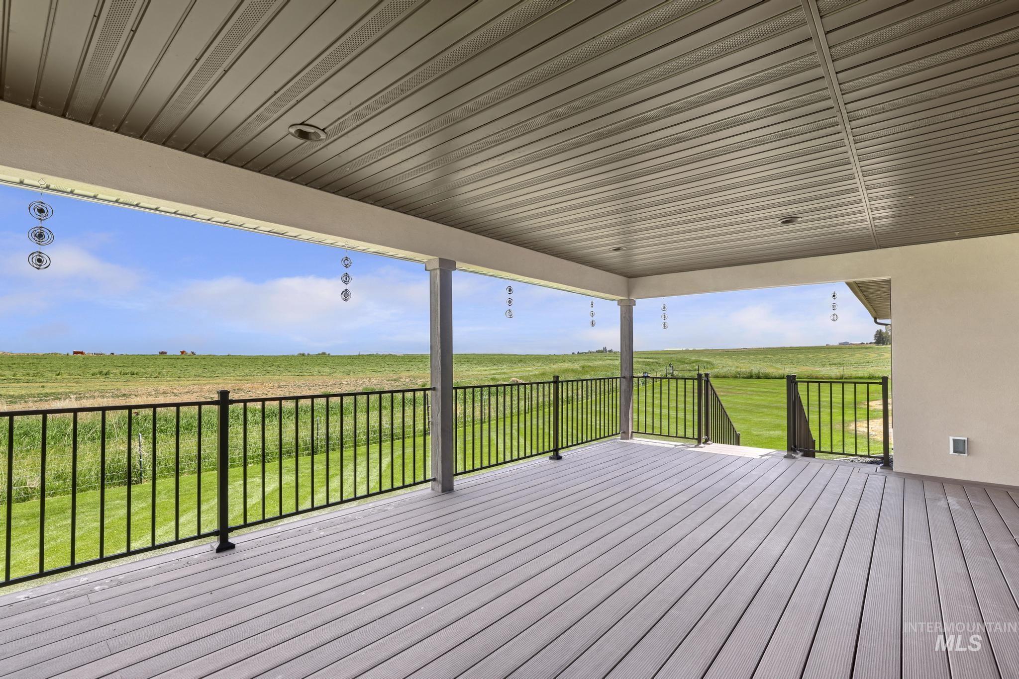 4084 N 1600 E, Buhl, Idaho 83316, 4 Bedrooms, 2 Bathrooms, Residential For Sale, Price $635,000, 98988604
