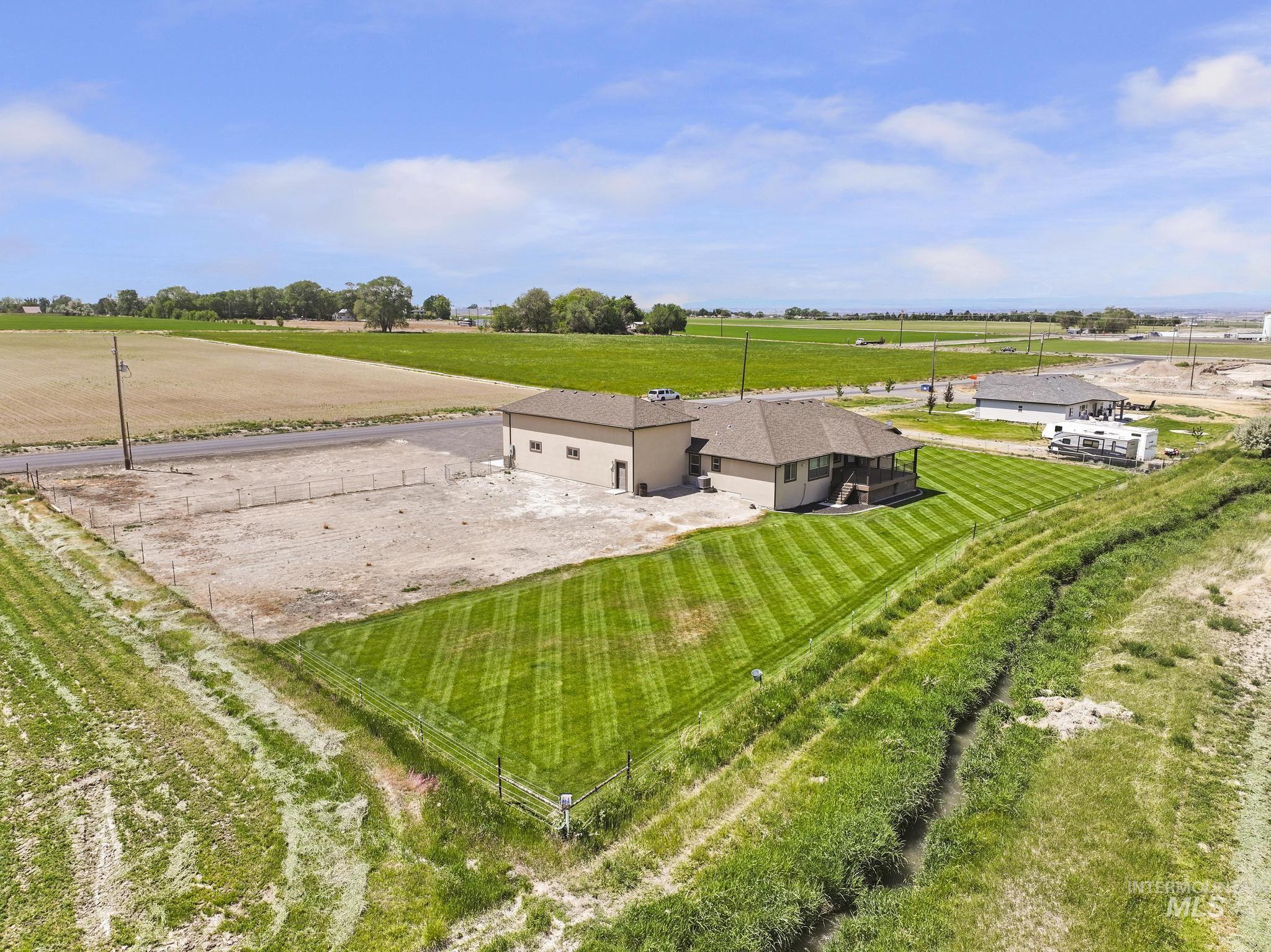 4084 N 1600 E, Buhl, Idaho 83316, 4 Bedrooms, 2 Bathrooms, Residential For Sale, Price $635,000, 98988604
