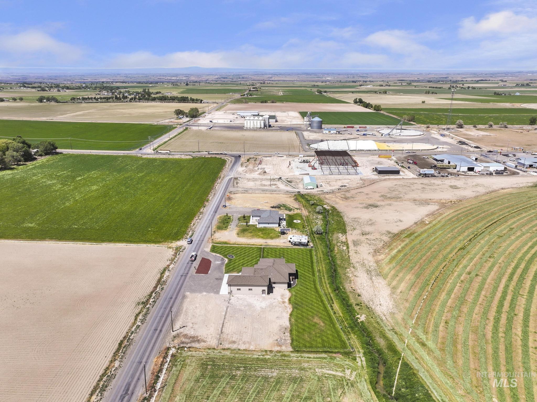 4084 N 1600 E, Buhl, Idaho 83316, 4 Bedrooms, 2 Bathrooms, Residential For Sale, Price $635,000, 98988604